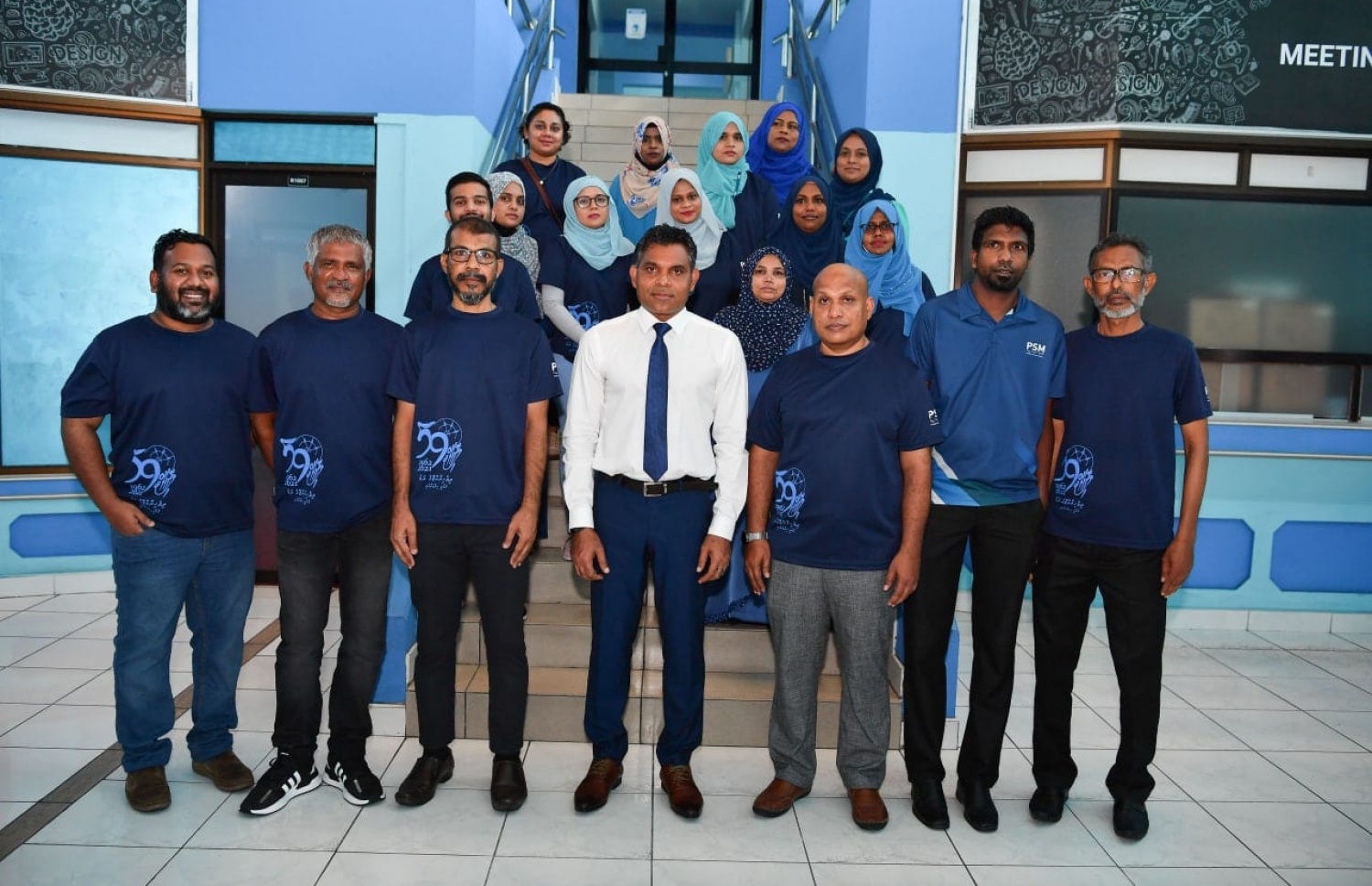 އަޑުގ އިސް ބައެއް ބޭފުޅުންނާ އެކު ނައިބު ރައީސް ފައިސަލް ނަސީމް