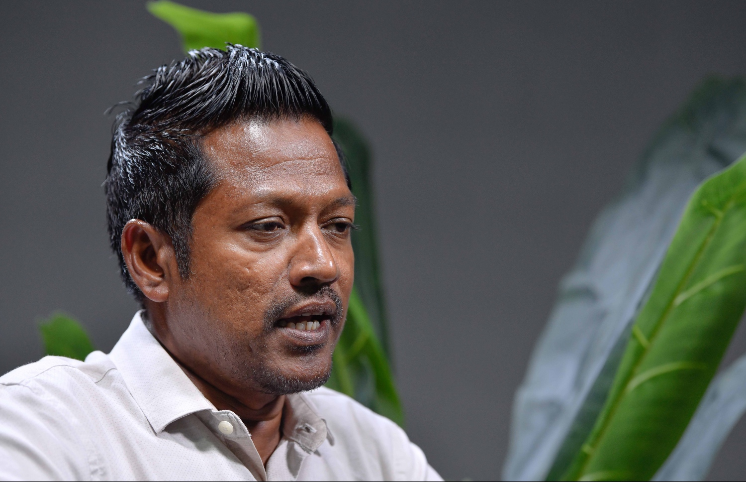 އިންތި "މިހާރު"އާ ވާހަކަ ދައްކަވަނީ: އޭނާ އުއްމީދު ކުރައްވައިގެން ހުންނެވީ މި އިންތިހާބު ކާމިޔާބު ކުރެއްވޭނެ ކަމަށް. -- ފޮޓޯ: ނިޝާން އަލީ | މިހާރު