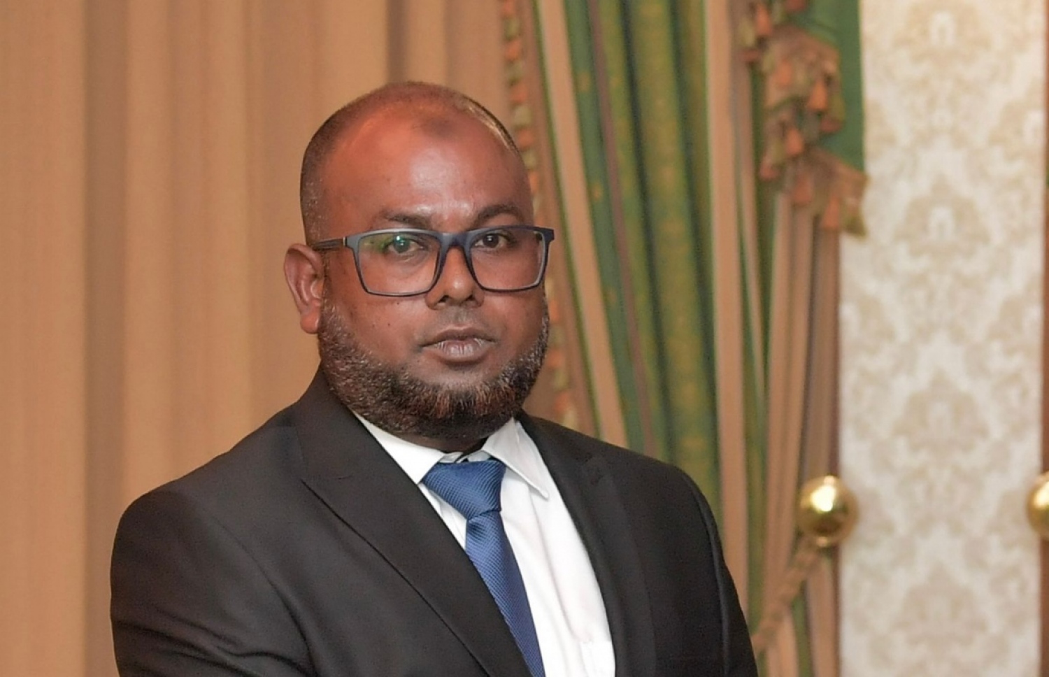 ފޮނަދޫ އިސް މެޖިސްޓްރޭޓް އަލީ ޝަރީފް