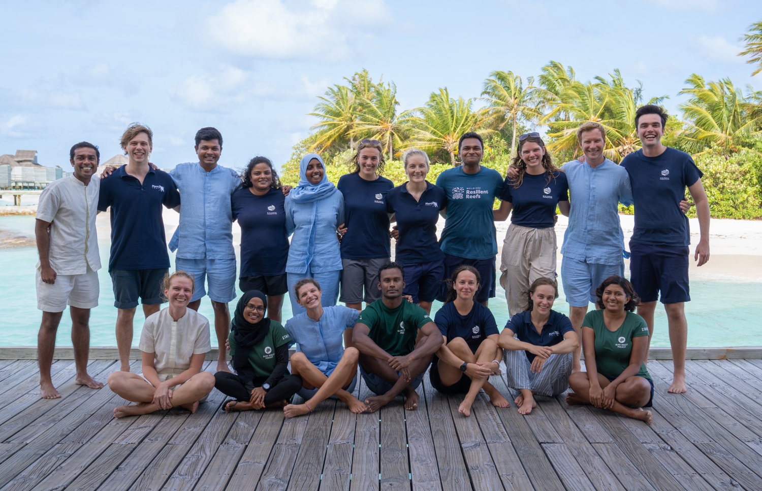 އިޝާ، އޮލިވްޑް ރިޑްލީ ޕްރޮޖެކްޓް (އޯއާރްޕީ) އާއި މޯލްޑިވްސް އަންޑަވޯޓާ އިނީޝިއޭޓީވް (އެމްޔޫއައި)ގެ ޓީމާ އެކު.