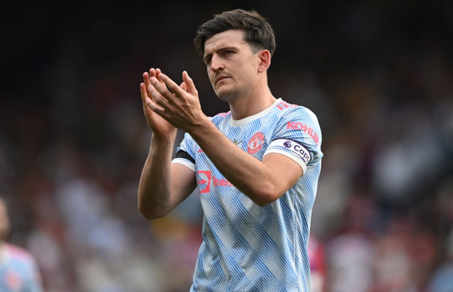 ޕެލަސް އަތުން ބަލިވި މެޗަށް ފަހު ޔުނައިޓެޑްގެ ކެޕްޓަން ހެރީ މެގުއާ.-- ފޮޓޯ: އޭއެފްޕީ