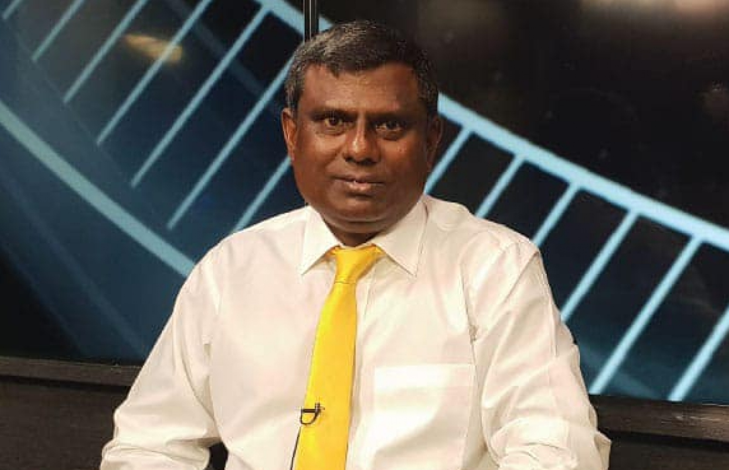 އެމްޑީޕީގެ ޗެއާޕާސަންގެ އިންތިހާބުގައި ފައްޔާޒްގެ ކެމްޕޭން މެނޭޖަރު އަދި އެމްޑީޕީގެ އިންތިހާބުގައި އިސް ދައުރެއް އަދާކުރެއްވި އިބުރޭ: އޭނާ ވިދާޅުވަނީ އަސާސީ ގަވާއިދުގައި އޮތީ ޕްރައިމަރީއަކުން ރިޔާސީ ޓިކެޓް ދޭން ޖެހޭ ގޮތަށް ކަމަށް.