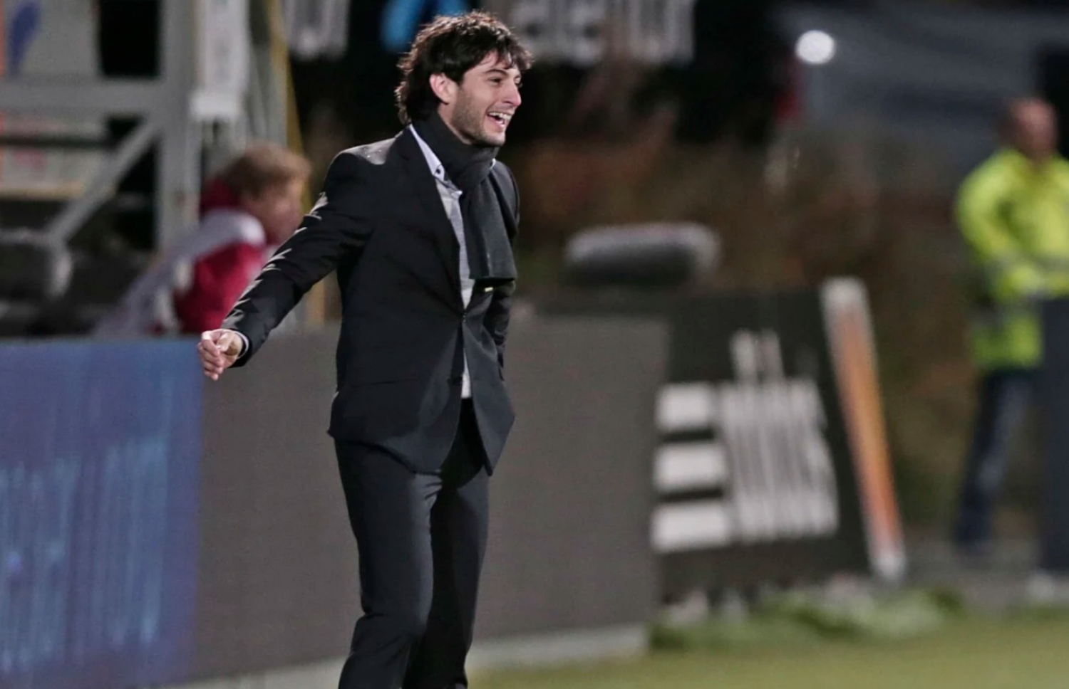 މޯހަން ބަގާންގެ ކޯޗު ހުއާން ފެރާންޑޯ: އޭނާ ބުނީ ކައިރިކައިރީ މެޗުތައް ކުޅެން ޖެހުމުން ހުރިހާ ޓީމެއްގެ ކުޅުންތެރިންނަށް ވެސް އުނދަގޫތައް އެބަހުރި ކަމަށް. --- ފޮޓޯ: ގޭޓީ އިމޭޖަސް