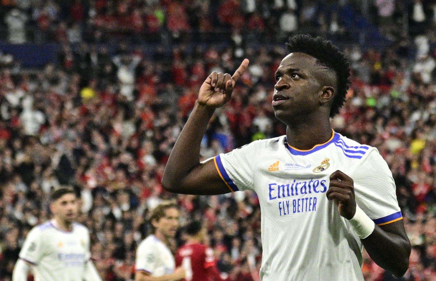 ރެއާލްގެ ލަނޑު ޖެހި ވިނީޝިއުސް ޖޫނިއާ އުފާފާލު ކުރަނީ --- ފޮޓޯ: އޭއެފްޕީ