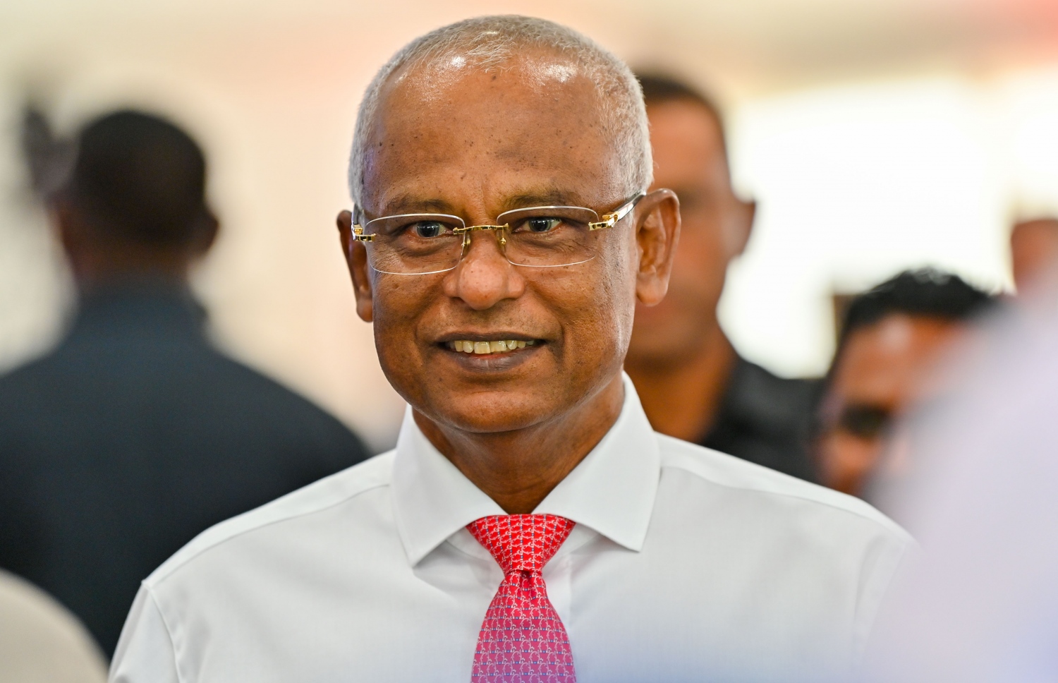 ވިއަވަތި ކޮންފަރެންސްގައި ބައިވެރިވުމަށް ރައީސް އިބްރާހިމް މުހައްމަދު ސޯލިހު އއ. އުކުޅަހުގައި-- ފޮޓޯ | ރައީސް އޮފީސް