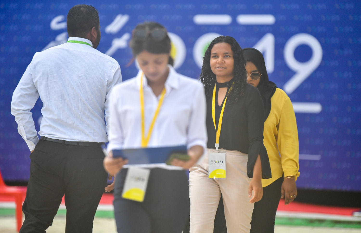 ވިއަވަތި ކޮންފަރެންސްގައި ބައިވެރިވުމަށް އއ. އުކުޅަހުގައި ބައެއް މެމްބަރުން ހަރަކާތްތެރި ވަނީ. -- ފޮޓޯ | ރައީސް އޮފީސް