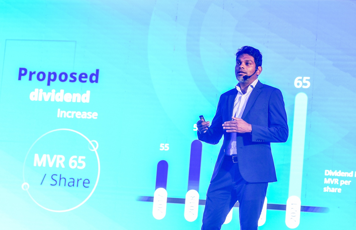 އެސްޓީއޯ އަހަރީ އާންމު ޖަލްސާގައި އެމްޑީ އަމްރު ވާހަކަދައްކަވަނީ. --ފޮޓޯ:ފަޔާޒް މޫސާ/މިހާރު