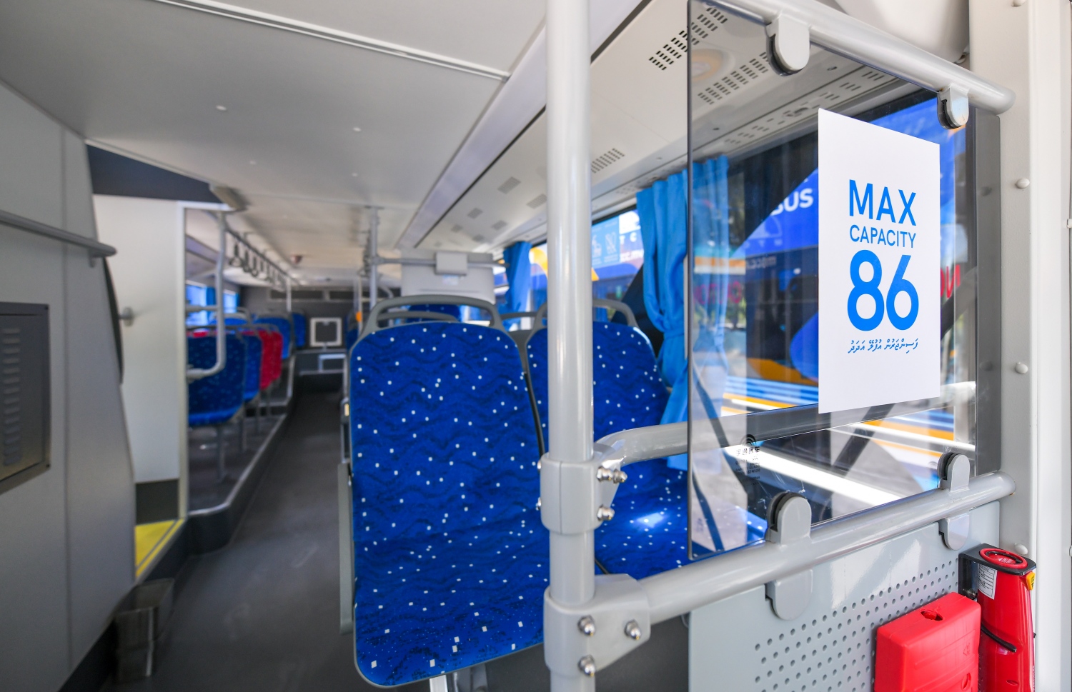 އެމްޓީސީސީގެ އާރްޓީއެލް ބަސްތަކުގެ އެތެރެ: މިއީ 86 މީހުންގެ ޖާގައިގެ ޑަބަލް ޑެކް ބަސްތަކެއް.--- ފޮޓޯ: ފަޔާޒު މޫސާ| މިހާރު