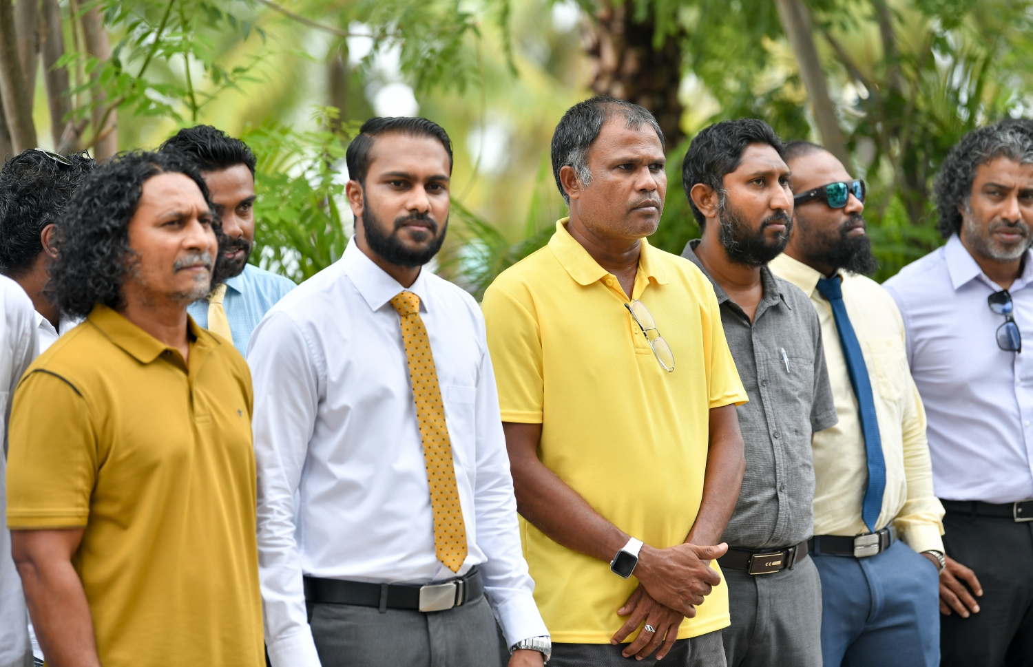 އެމްޑީޕީގެ 17 ވަނަ އަހަރީ ދުވަހުގެ މުނާސަބަތުގައި އެ ޕާޓީގެ ހަރުގޭގައި ބޭއްވި ދިދަ ނެގުމުގެ ރަސްމިއްޔާތުގައި ޕާޓީގެ ބައެއް މެންބަރުން ބައިވެރިވަނީ. -- ފޮޓޯ: ނިޝާން އަލީ /މިހާރު