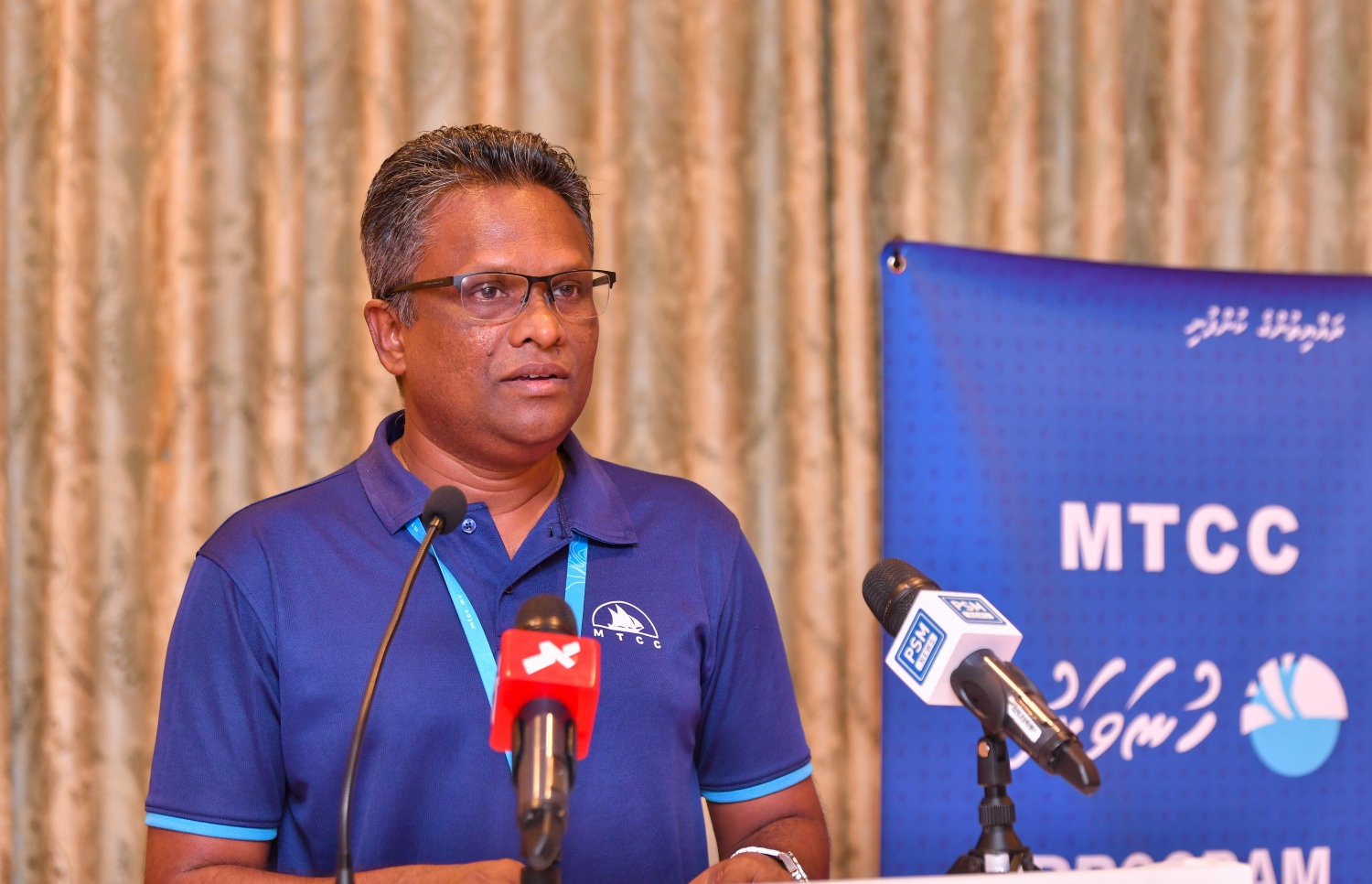 އިއްޔެގެ ހަފްލާގައި އެމްޓީސީސީގެ ސީއީއޯ އާޒިމް ވާހަކަދައްކަވަނީ ---ފޮޓޯ: ނިޝާން އަލީ | މިހާރު
