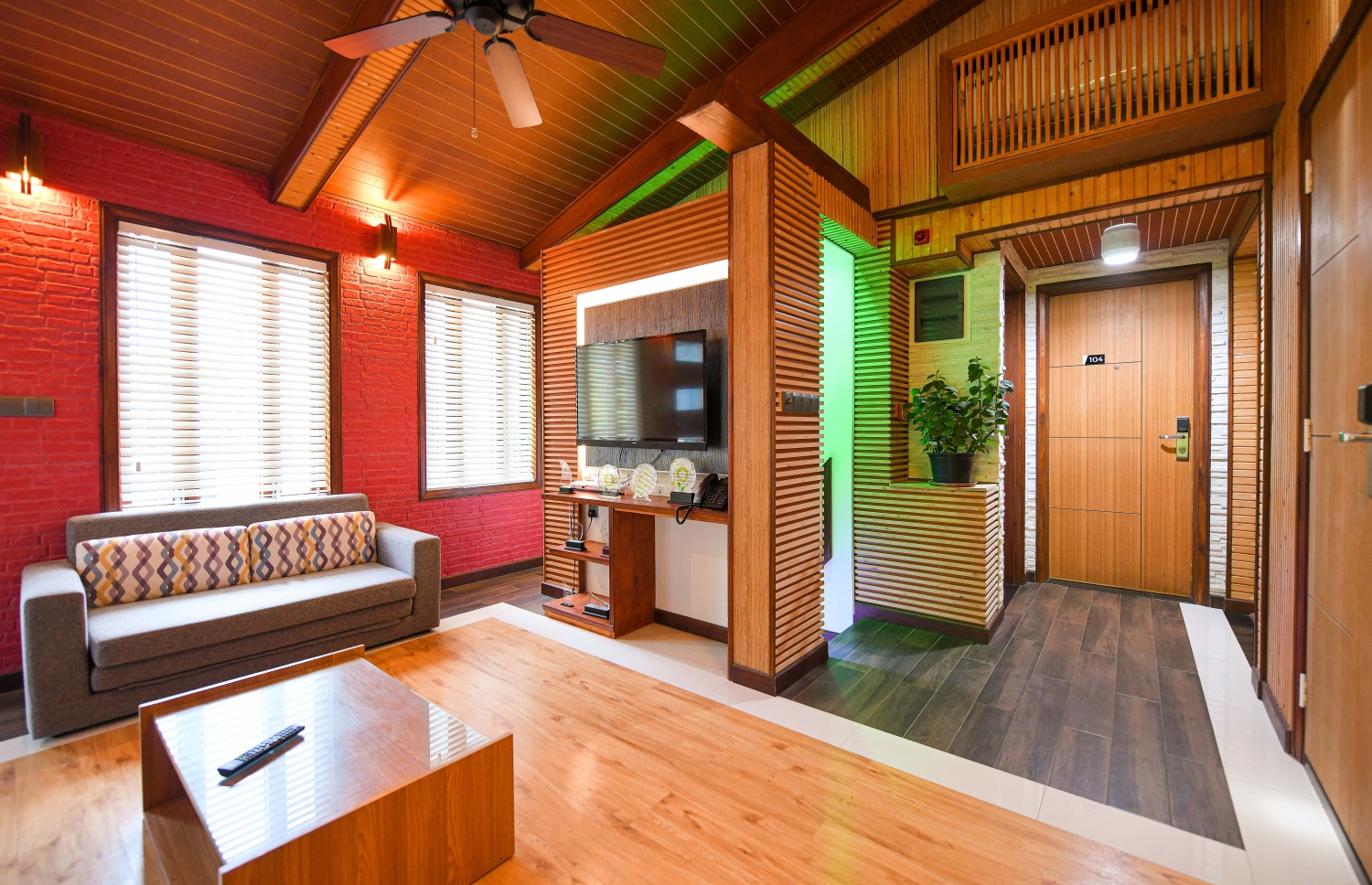 މިލޭނިއަމްގެ އެތެރެ: މި ގެކޮޅު ހަދާފައި ވަނީ ޒަމާނީ ފެންވަރަށް، ހިތްގައިމު ޑިޒައިނަކަށް. -- ފޮޓޯ: ފަޔާޒް މޫސާ | މިހާރު