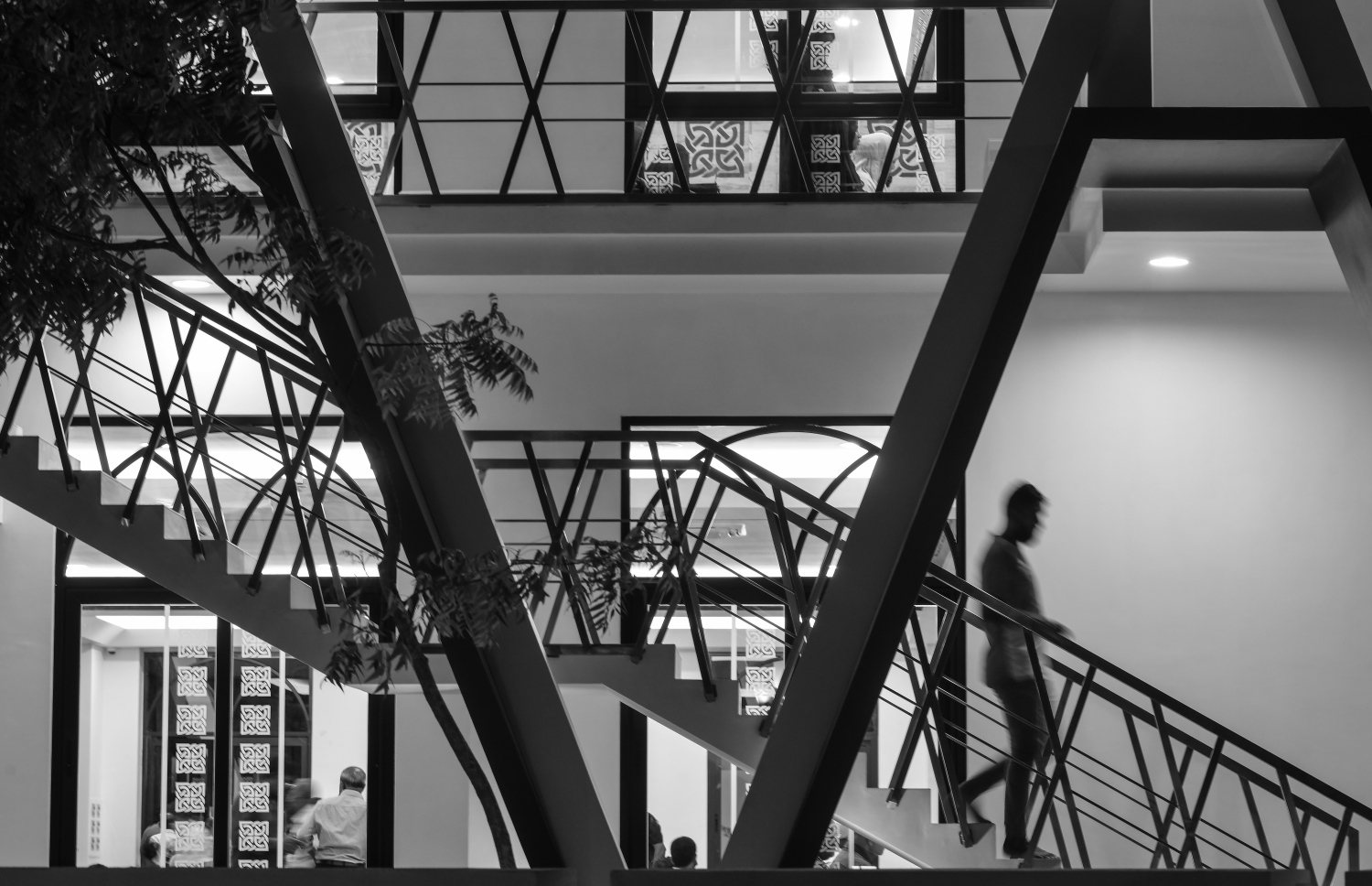 އާރުސީސީގެ ހަރަދުގައި ހުޅުމާލޭގައި އިމާރާތްކުރި "މަސްޖިދުއް ރަޝީދު": ހުޅުމާލޭގެ އަމިން އެވެނިއު ކައިރީގައި އިމާރާތްކުރި މަސްޖިދުއް ރަޝީދަކީ 1،200 މީހުންގެ ޖާގައިގެ ތަނެއް.--- ފޮޓޯ: ނިޝާން އަލީ/މިހާރު