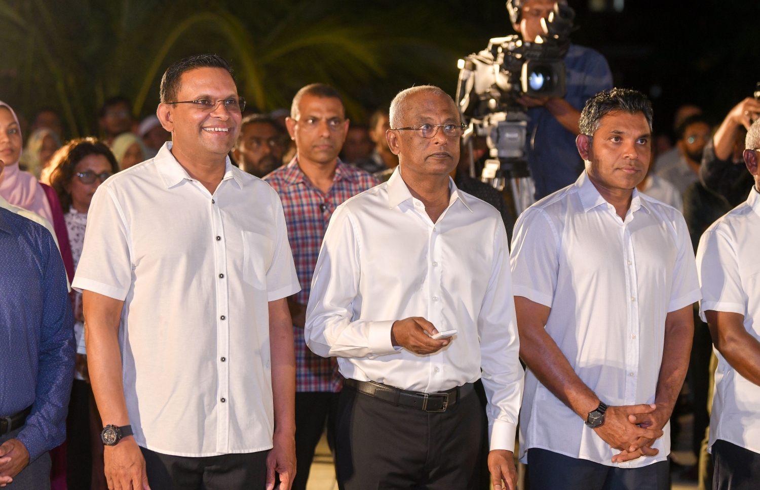 އާރުސީސީގެ ހަރަދުގައި ހުޅުމާލޭގައި އިމާރާތްކުރި މަސްޖިދުއް ރަޝީދު، ރައީސް އިބްރާހިމް މުހައްމަދު ސޯލިހު ރަސްމީކޮށް ހުޅުއްވައި ދެއްވަނީ.---ފޮޓޯ: ނިޝާން އަލީ| މިހާރު