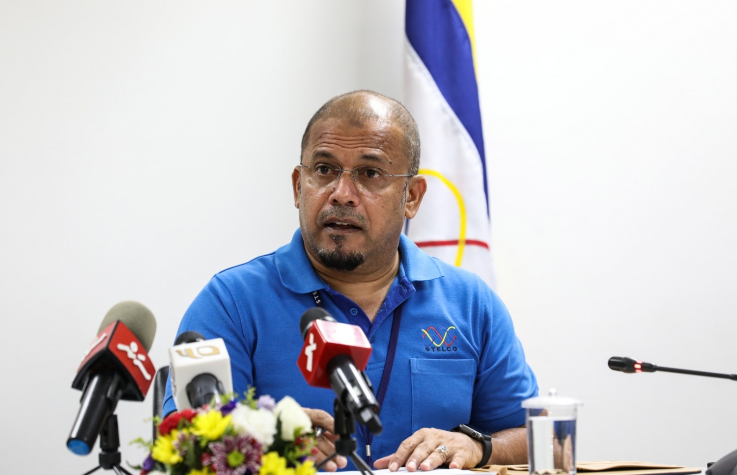 ސްޓެލްކޯގެ އެމްޑީ އަހްމަދު ޝަރީފް އިއްޔެގެ ހަފްލާފައި ވާހަކަދައްކަވަނީ ---ފޮޓޯ: ސްޓެލްކޯ