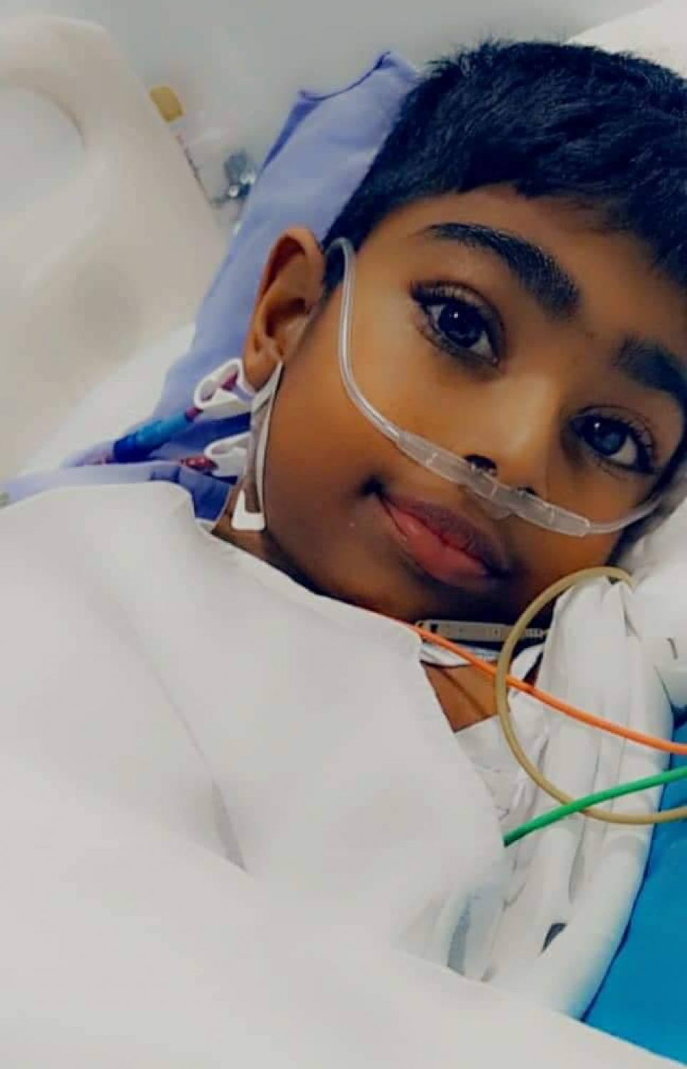 އަޒާން ޑަޔަލިސިސް ހަދަނީ