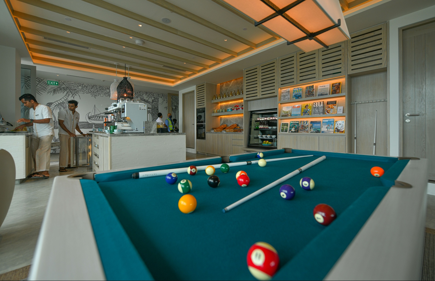 އާ ސީ ޕްލޭން ޓާމިނަލްގައި ދޫކޮށްފައިވާ ރިސޯޓު ލައުންޖުއް، ސީޕްލޭން ޓާމިނަލްގައި ރިސޯޓުތަކަށް ގިނަ ލައުންޖުތަކެއް ހާއްސަކޮށްފައިވޭ--ފޮޓޯ:ނިޝާން އަލީ/މިހާރު