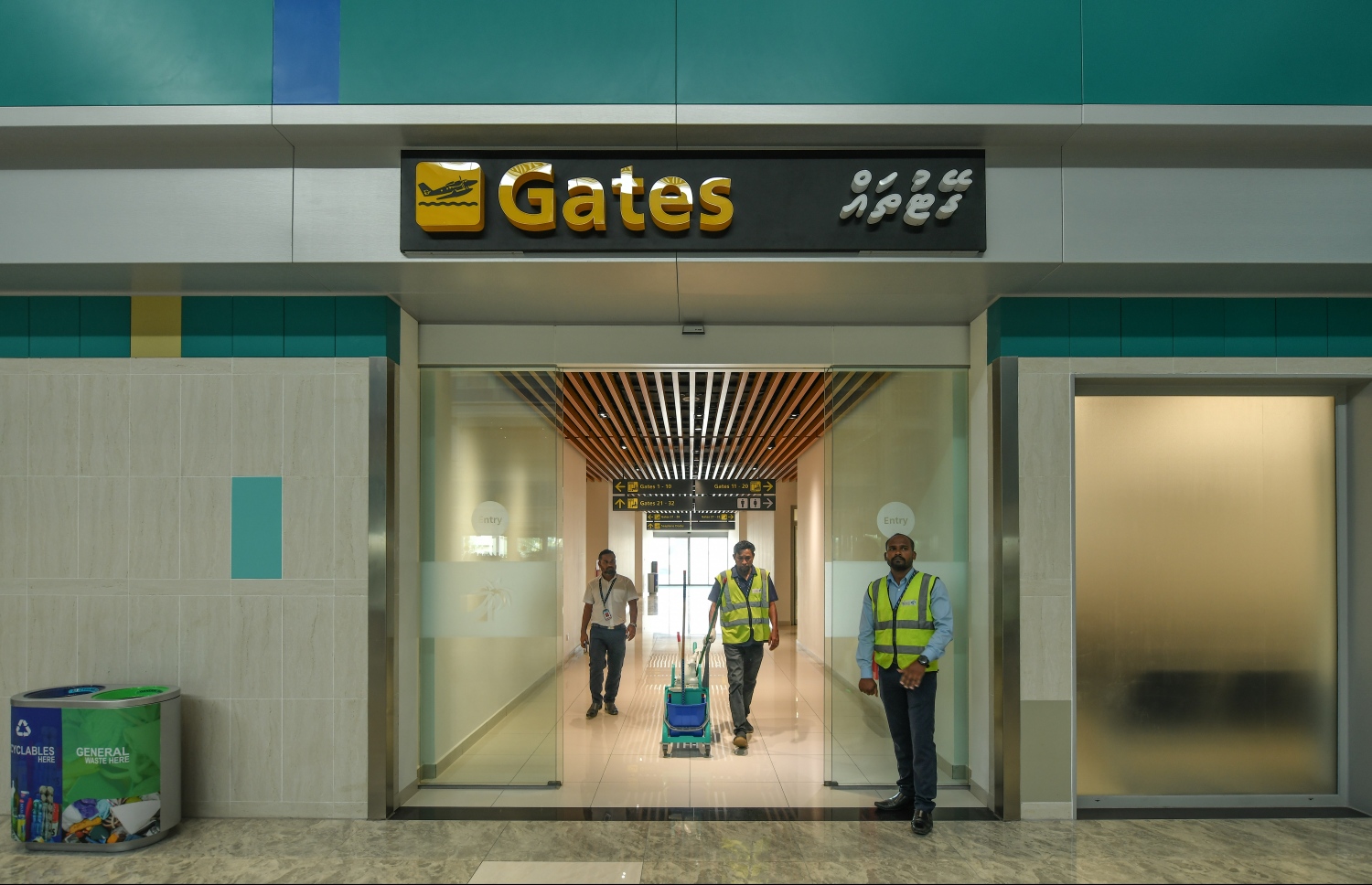 އެމްއޭސީއެލްއިން ޒަމާނީ ފެންވަރަށް ތަރައްގީކޮށްފައިވާ އާ ސީޕްލޭން ޓާމިނަލް "ނޫވިލު"، މިޓާމިނަލުން އެއްފަހަރާ 6000 އަށް ވުރެ ގިނަ މީހުންނަށް ހިދުމަތް ދެވޭ --. ފޮޓޯ: ނިޝާން އަލީ