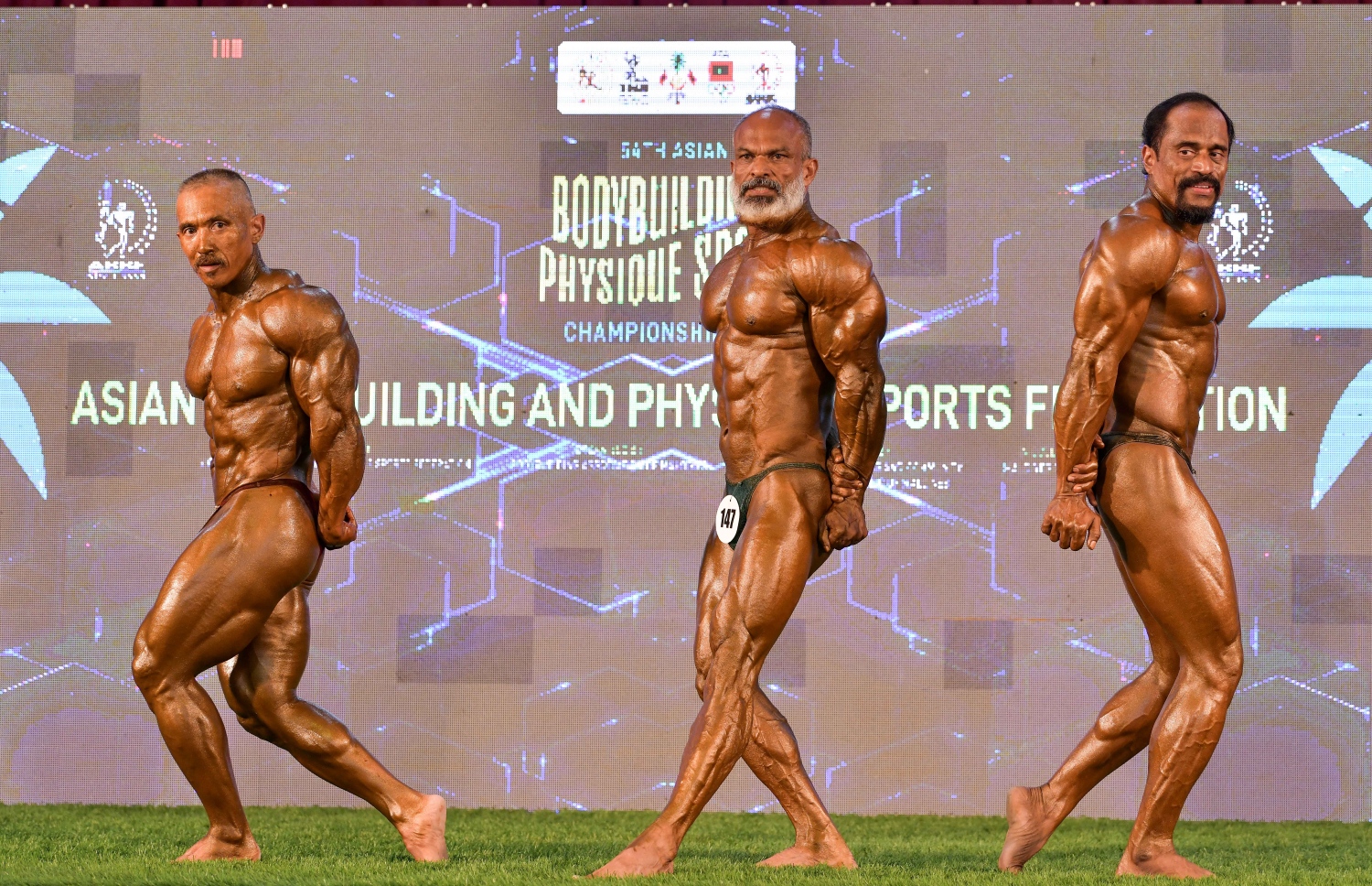 އޭޝިއަން ބޮޑީ ބިލްޑިން ޗެމްޕިއަންޝިޕްގެ މިއަދުގެ އިވެންޓުގައި އެތުލީޓުން ވާދަކުރަނީ.--- ފޮޓޯ: ނިޝާން އަލީ/މިހާރު