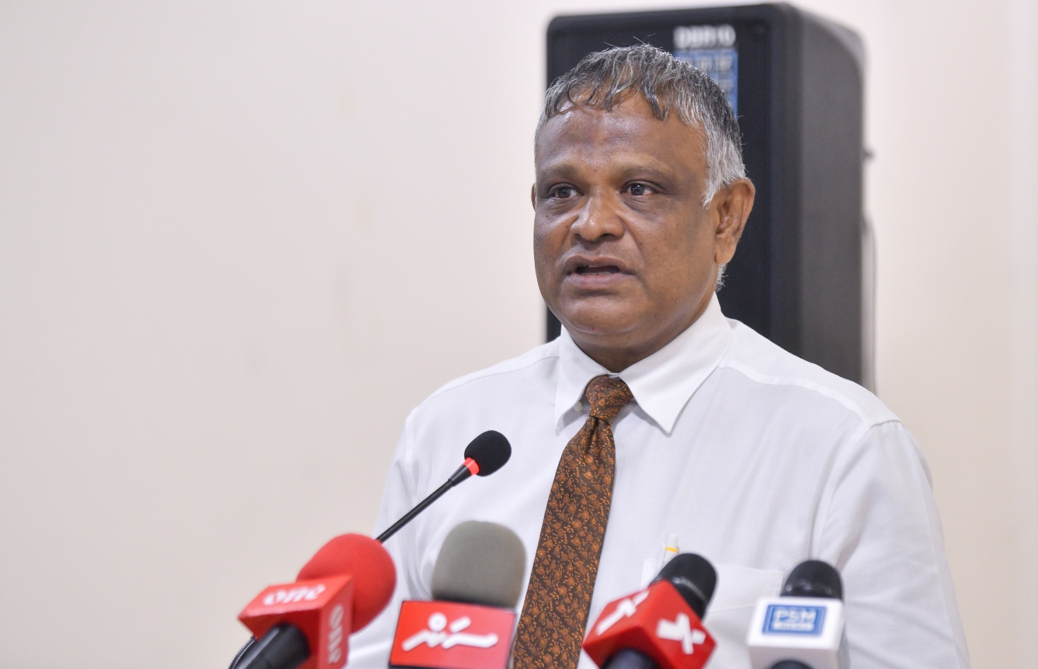 މިއަދުގެ ރަސްމިއްޔާތުގައި މިނިސްޓަރު ޑރ. އިބްރާހިމް ހަސަން ވާހަކަދައްކަވަަނީ ---ފޮޓޯ: ފަޔާޒް މޫސާ | މިހާރު