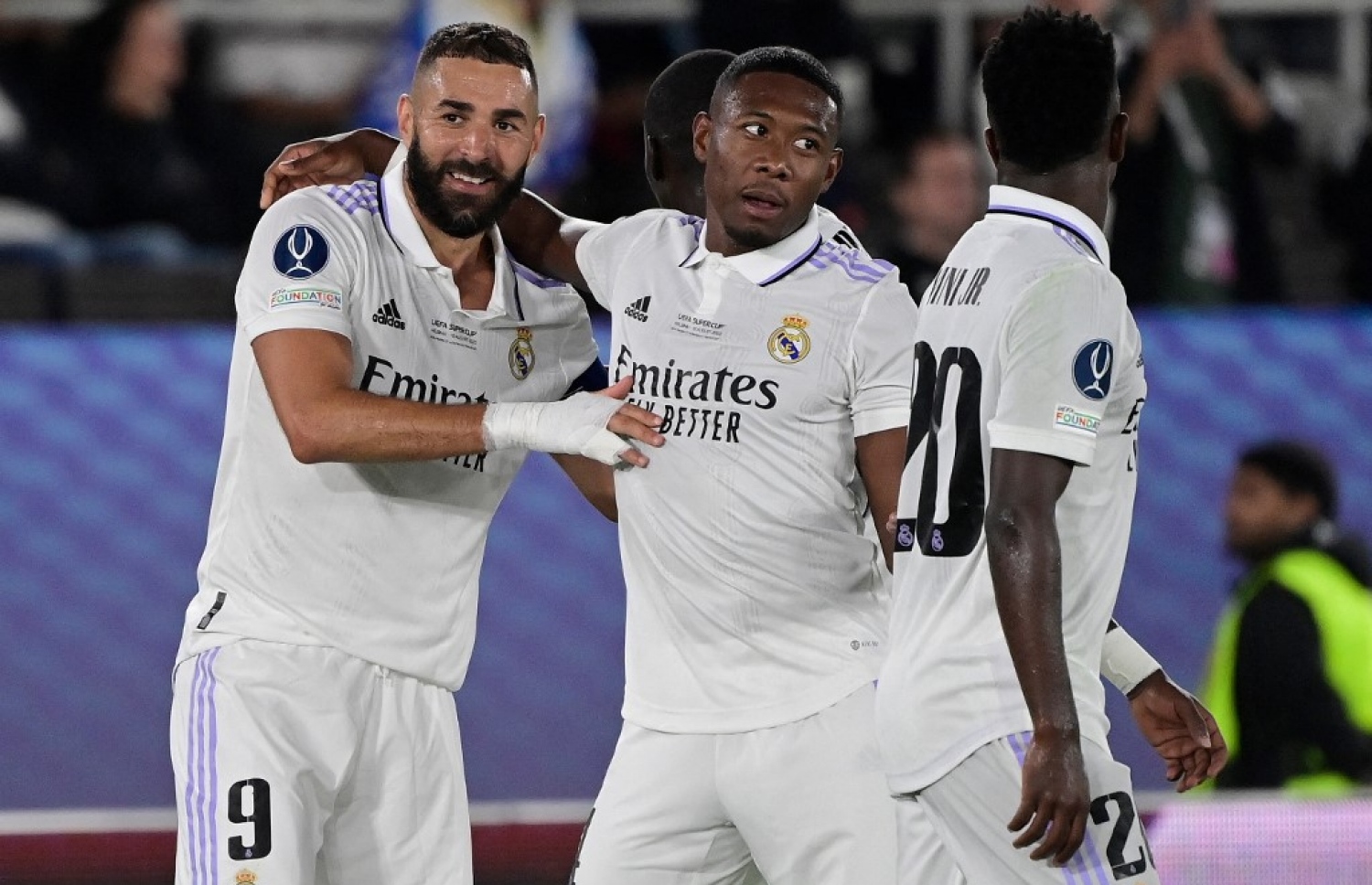 ރެއާލްގެ ދެ ލަނޑު ޖަހައިދިން ބެންޒެމާ އާއި އަލަބާ.-- ފޮޓޯ: އޭއެފްޕީ