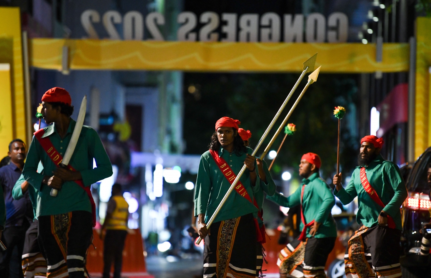 އެމްޑީޕީގެ ހަތަރު ވަނަ ކޮންގްރެސް ނިންމާލުމުގެ ރަސްމިއްޔާތުގައި ދިވެހި ސަގާފީ ހަރަކާތެއް ކުރިއަށް ގެންދަނީ -- ފޮޓޯ: ފަޔާޒު މޫސާ | މިހާރު
