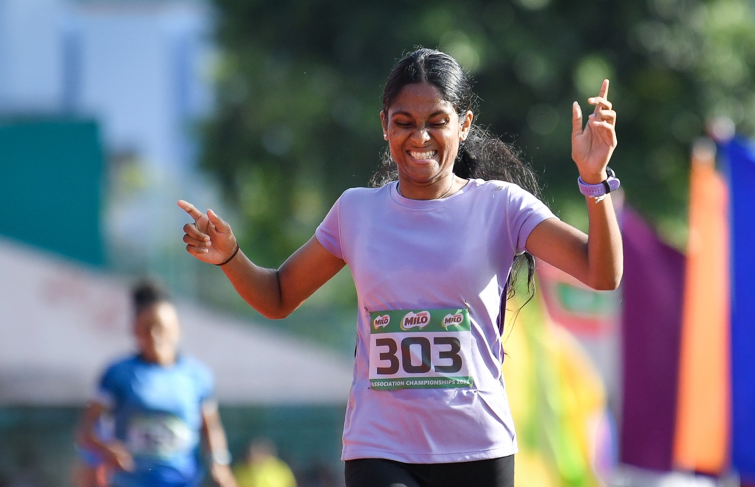 ޖައިޝާ: މިއަދު ވެސް އޭނާ ވަނީީ 800 މީޓަރުގައި އޭނާގެ މަގާމު ދަމަހައްޓާފަ --- ފޮޓޯ: ފަޔާޒޫ މޫސާ | މިހާރު