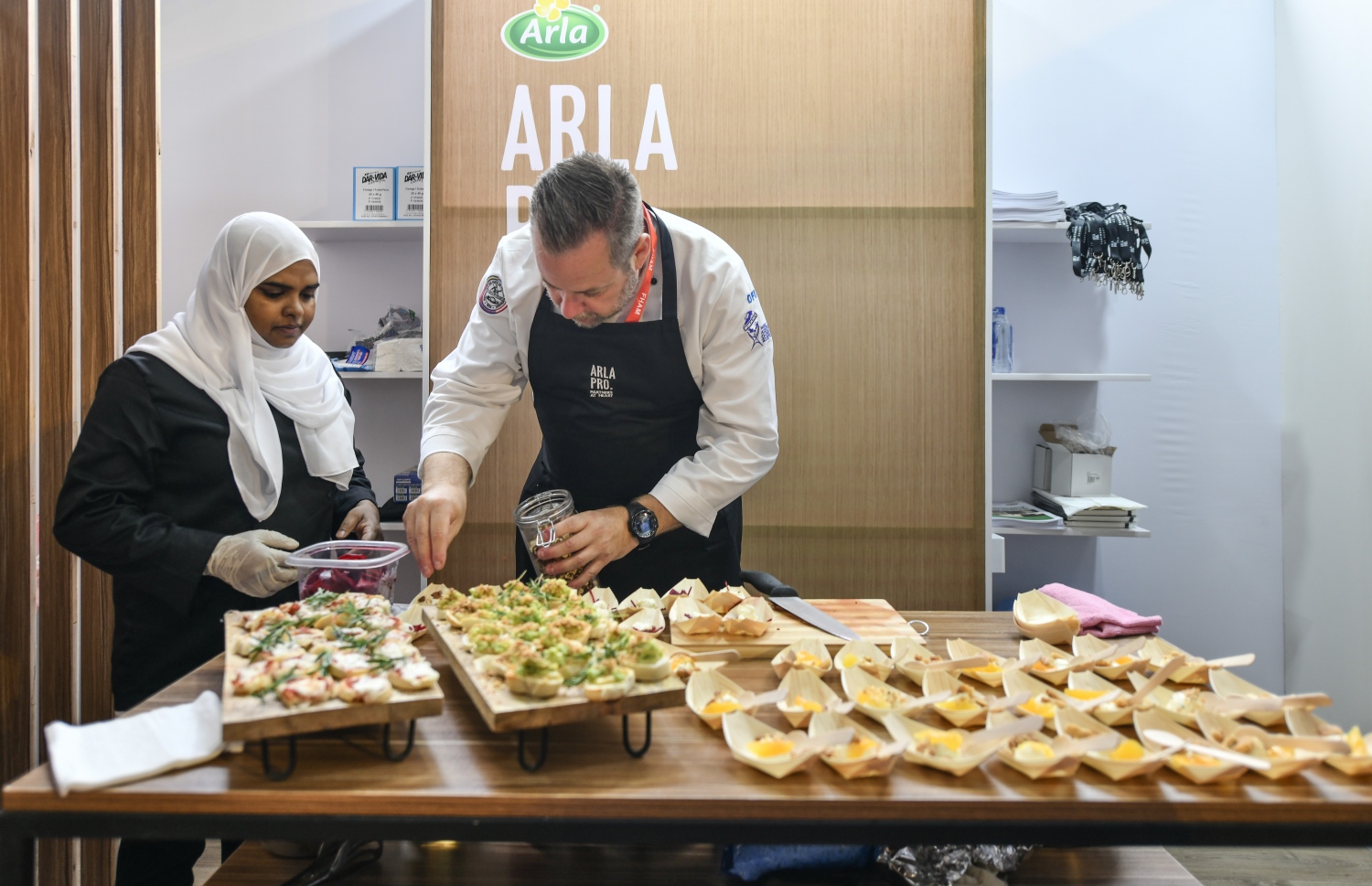 ރާއްޖޭގައި ބާއްވާ ފުޑް އެންޑް ހޮސްޕިޓައިލިޓީ އޭޝިއާ މޯލްޑިވްސް ފެއާގެ ސްޓޯލެއް --. ފޮޓޯ: ނިޝާން އަލީ/މިހާރު