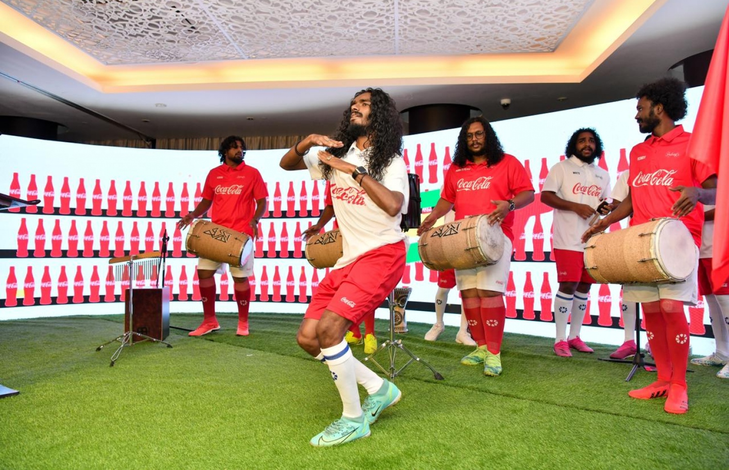 ކިކްއޮފް އިވެންޓް ފެށީ ފޯރިގަދަ ހަރަކާތްތަކާ އެކު. -- ފޮޓޯ: ނިޝާން އަލީ | މިހާރު