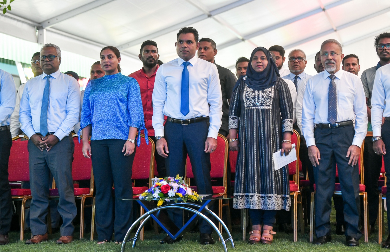 އަހުމަދު ކާމިލް ދީދީ ޕްރައިމަރީ ސްކޫލު ހުޅުވަން މިއަދު ބޭއްވި ރަސްމިއްޔާތުގައި، ނައިބު ރައީސް ފައިސަލް ނަސީމާއި އެޑިއުކޭޝަން މިނިސްޓަރު ޑރ. އައިޝަތު އަލީ ބައިވެރިވެވަޑައިގަންނަވަނީ.-- ފޮޓޯ: ފަޔާޒު މޫސާ/ މިހާރު