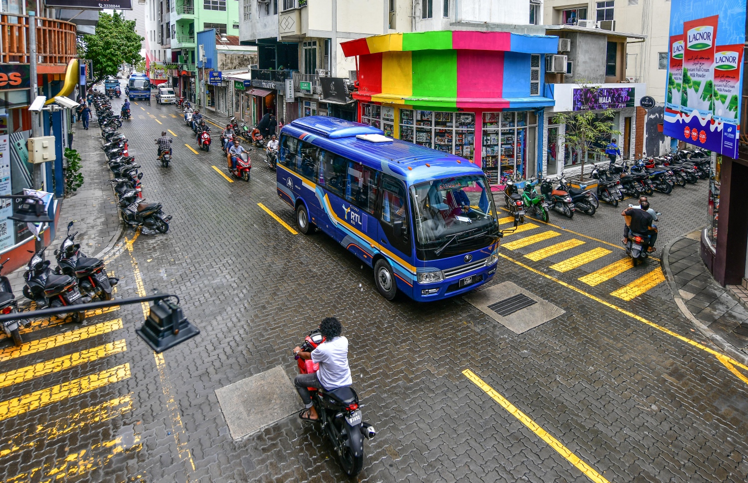 މާލޭގައި މިނީ ބަހުގެ ހިދުމަތް ފެށުން: އާންމުންގެ ބޮޑު ތަރުހީބެއް ---ފޮޓޯ: ނިޝާން އަލީ | މިހާރު