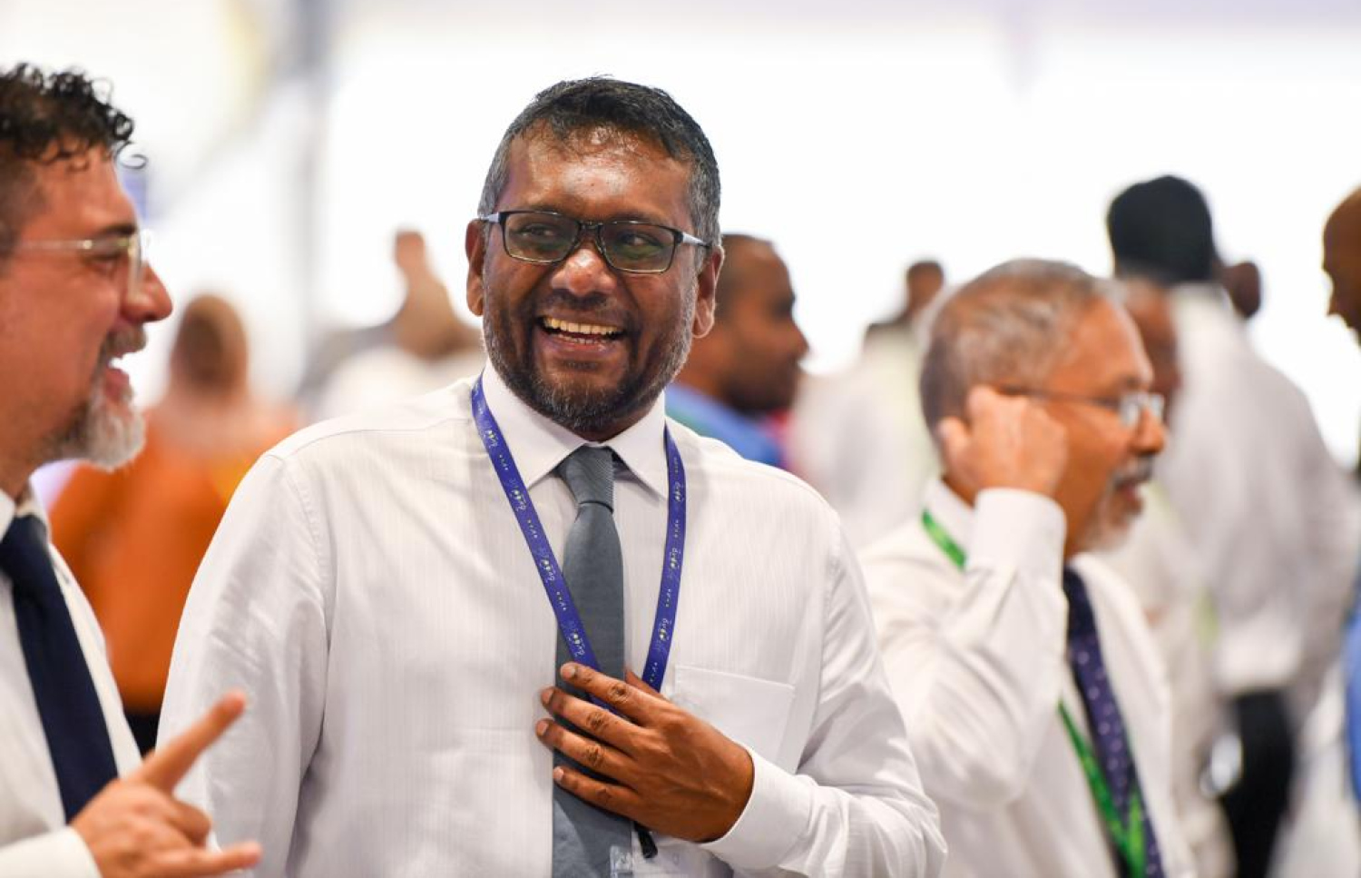 ފައްޔާޒު: އާބަން އޮތޯރިޓީގެ ބިލާ އެކު ލާމަރުކަޒީ ނިޒާމް މަރާލާނެ ކަމަށް ވިދާޅުވި