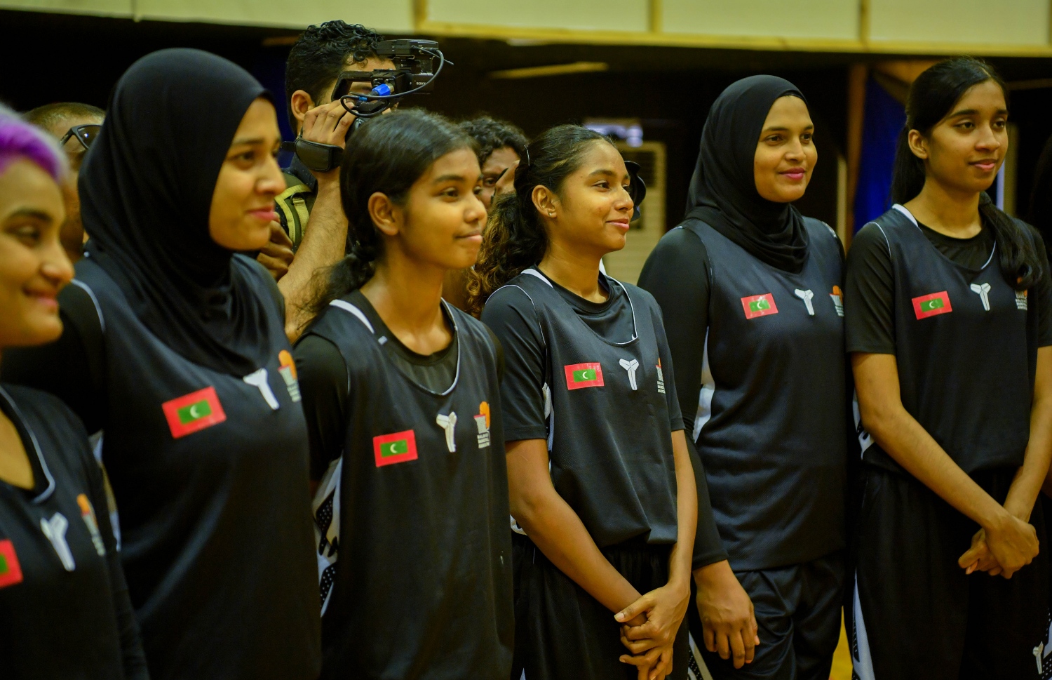 ގައުމީ ބާސްކެޓް ޓީމުގެ ބައެއް ކުޅުންތެރިން --- ފޮޓޯ: ރައީސް އޮފީސް