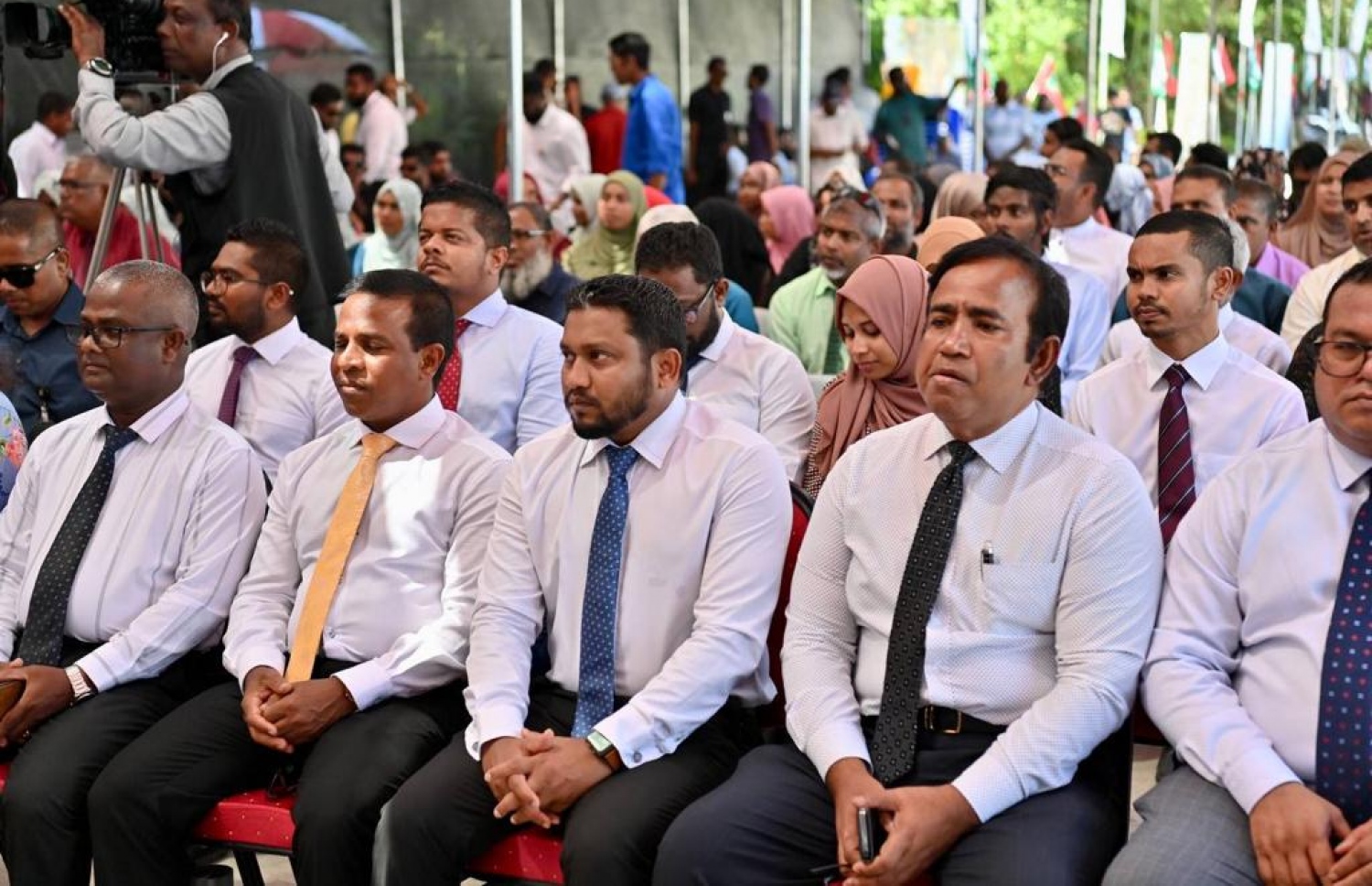 އުތީމު އިންޖީނުގެ ހުޅުވުމުގެ ރަސްމިއްޔާތު: ރަށު މެދުގައި ހުރި އިންޖީނުގެ ބަދަލުކުރެވުމަކީ ވަރަށް ބޮޑު ލުޔެއް ކަމަށް ކައުންސިލުން ބުނޭ. -- ފޮޓޯ: ރައީސް އޮފީސް