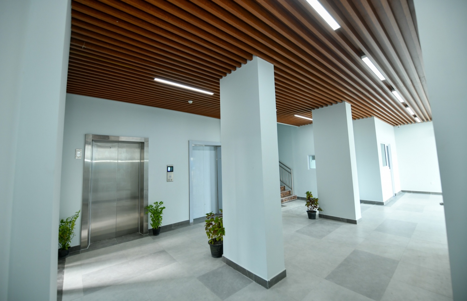 އެމްއޭސީއެލްގެ ފްލެޓްތަކުގެ ލޮބީ އޭރިއާ.---ފޮޓޯ: ނިޝާން އަލީ/ މިހާރު