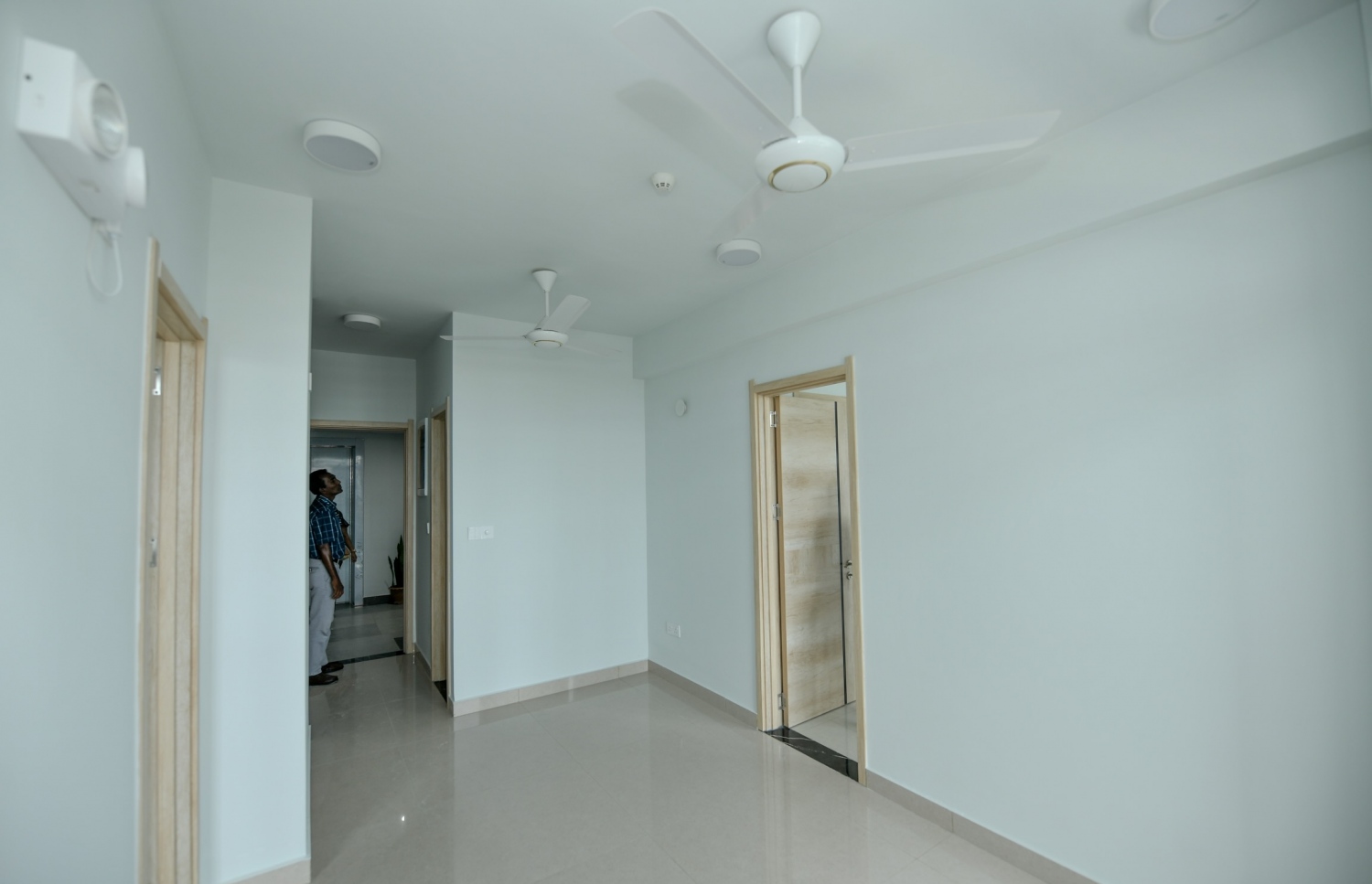 އެމްއޭސީއެލްގެ ފްލެޓްތަކުގެ ދެ ކޮޓަރީގެ އެޕާޓްމަންޓެއް ދައްކައިލަން ތައްޔާރުކޮށްފައި.---ފޮޓޯ: ނިޝާން އަލީ/ މިހާރު