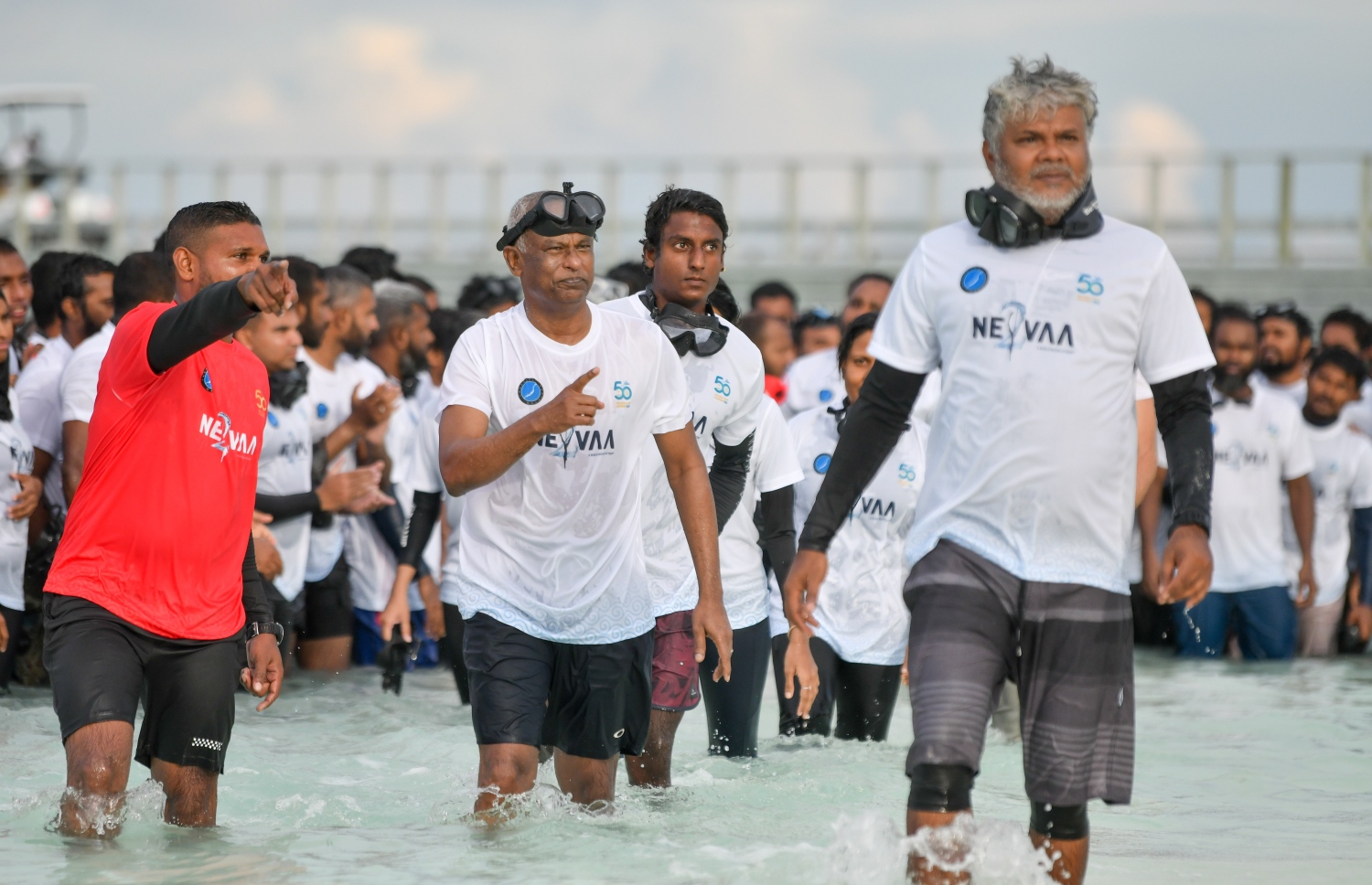 ފްރީ ޑައިވް ވޯލްޑް ރެކޯޑް އިވެންޓް، ނޭވާ 2 ގައި ރައީސް އިބްރާހިމް މުހައްމަދު ސޯލިހް ބައިވެރިވެ ވަޑައިގަންނަވަނީ --- ފޮޓޯ: ފަޔާޒު މޫސާ | މިހާރު