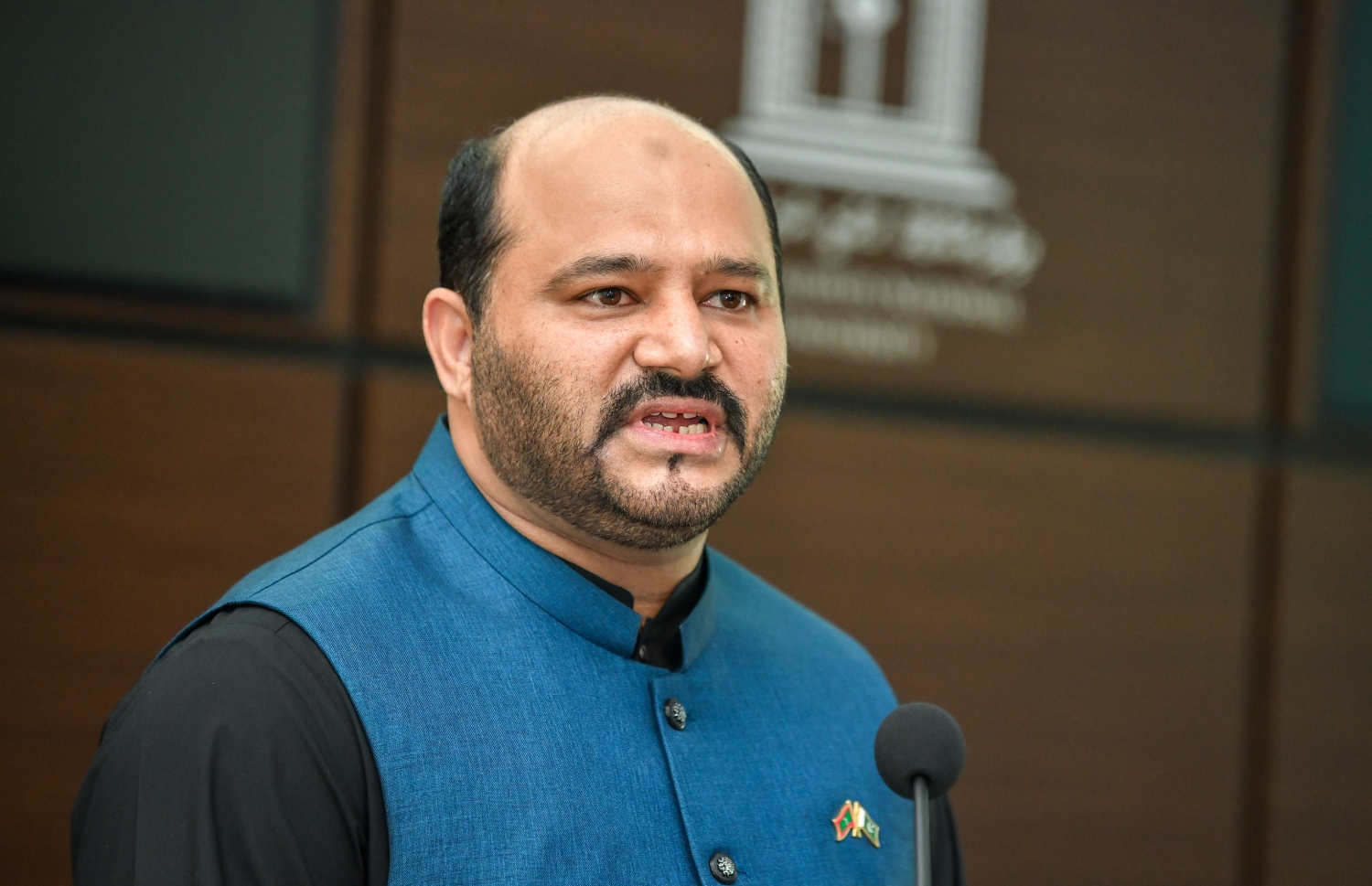 ރާއްޖޭގައި ހުންނަ ޕާކިސްތާނު ހައި ކޮމިޝަންގެ ޑެޕިއުޓީ ހެޑް އޮފް މިޝަން ޒުލްގަރުނައިން އަހުމަދު މިއަދު ރަސްމިއްޔާތުގައި ވާހަކަ ދައްކަވަނީ ---ފޮޓޯ: ފަޔާޒް މޫސާ | މިހާރު