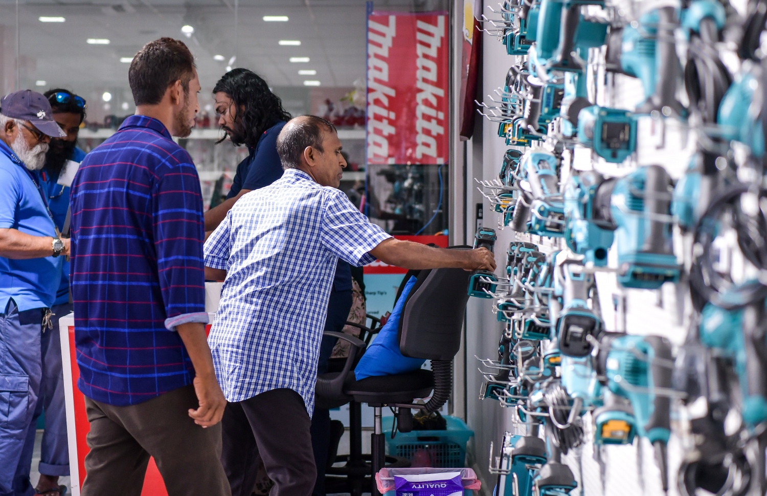 މަކީޓާ ޓޫލްސް ބޭނުން ކޮށްގެން ހުނަރު ދައްކާލެވޭ މުބާރާތެއް ވަނީ އިއުލާނު ކޮށްފައި. -- ފޮޓޯ: ފަޔާޒް މޫސާ | މިހާރު