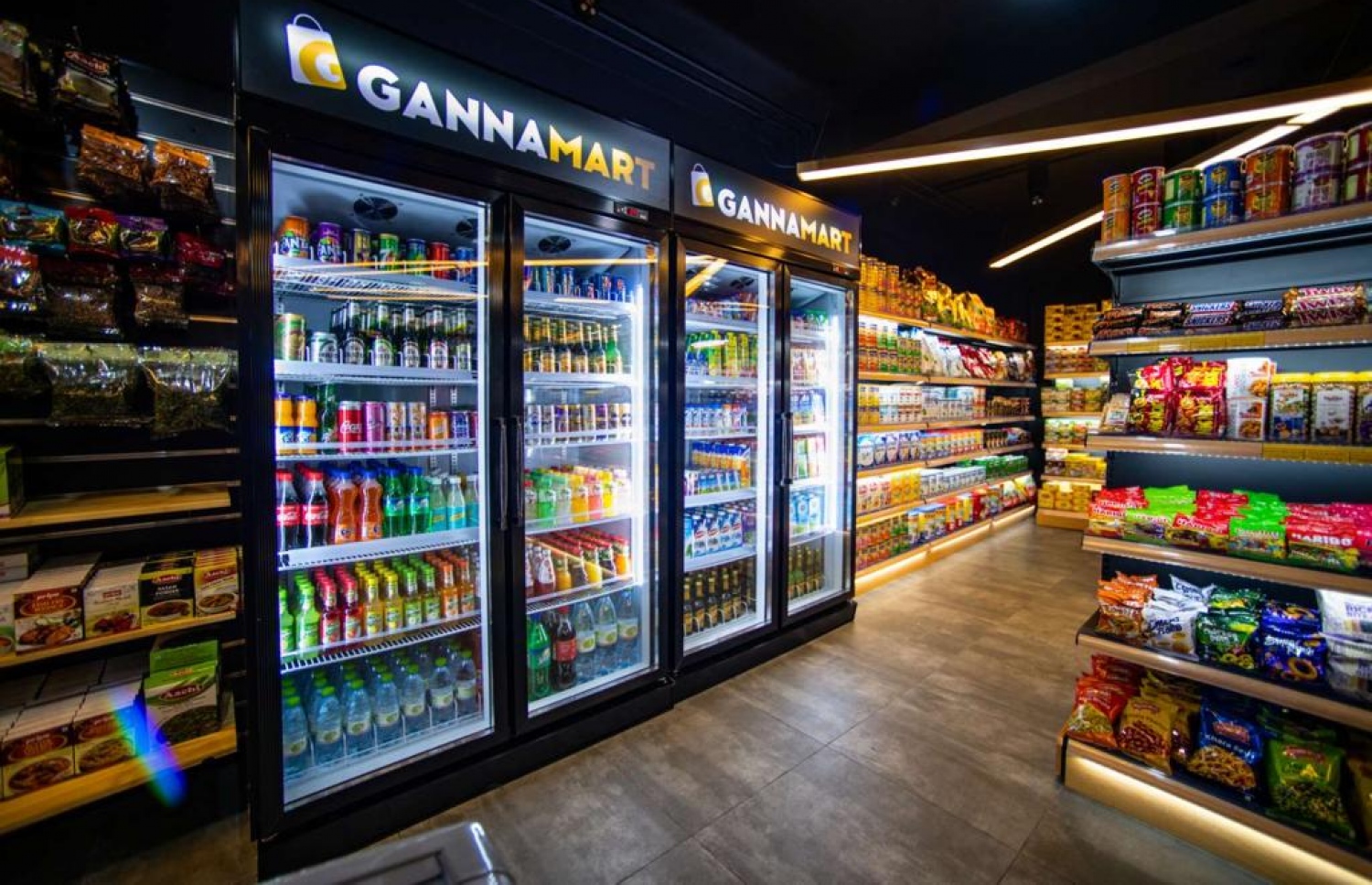 އޭޑީކޭ ޖެނެރަލް ޓްރޭޑިންއިން ގެންނަ އައިޓަމްތައް ގަންނަ މާޓުންނާއި ގަންނަ މާޓު އެޕުން ލިބޭނެ. ފޮޓޯ: އޭޑީކޭ ޖެނެރަލް ޓްރޭޑިން