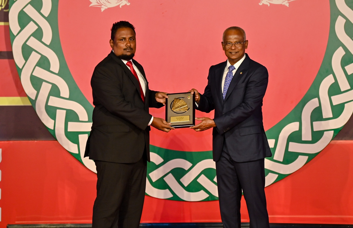 ގައުމީ އިނާމު ދިނުމުގެ ޖަލްސާ