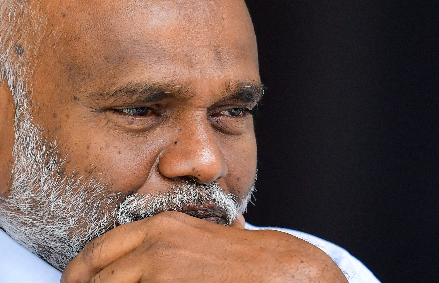 ޑރ. މުނައްވަރު: ސަރުކާރުގެ ގޯސް ވާހަކަތައް އޭނާ ދައްކަވާތީ ހަޖަމު ނުވަނީ ކަމަށް ވިދާޅުވި.---ފޮޓޯ: ނިޝާން އަލީ| މިހާރު