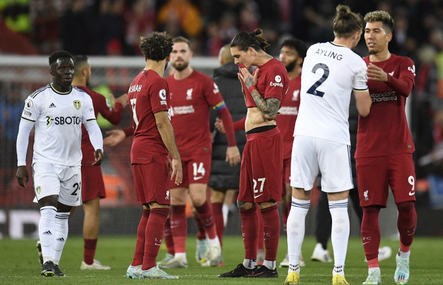 މެޗަށް ފަހު ލިވަޕޫލް ކުޅުންތެރިން މާޔޫސް ވެފައި.-- ފޮޓޯ: އޭއެފްޕީ