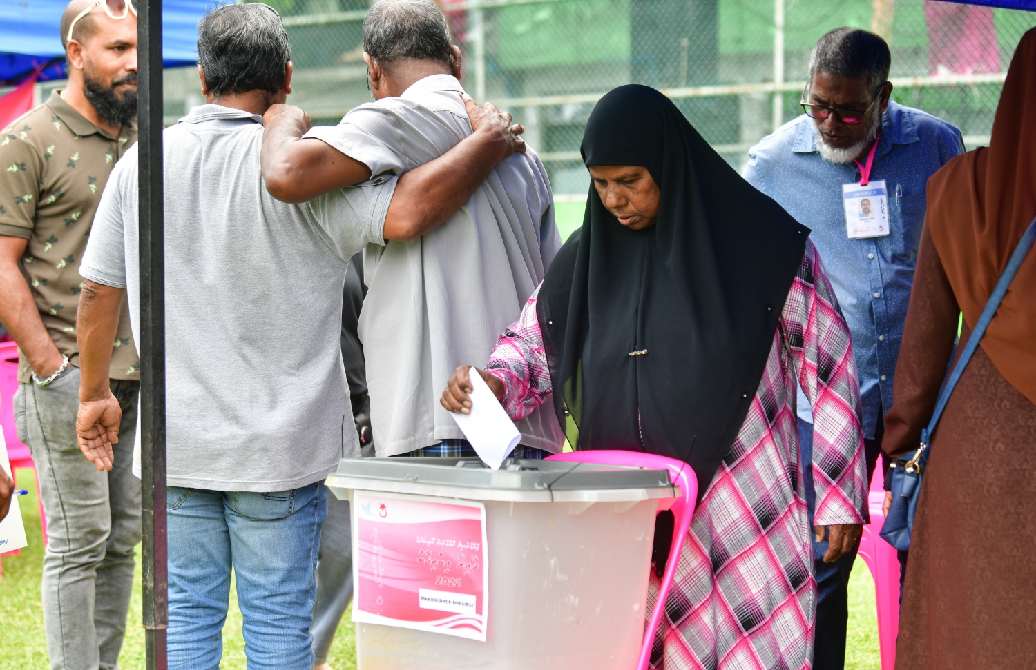 ޕީޕީއެމް/ޕީއެންސީގެ ދާއިރާތަކުގެ އިންތިހާބުގައި މީހަކު މިއަދު ވޯޓުލަނީ.--- ފޮޓޯ: ނިޝާން އަލީ | މިހާރު