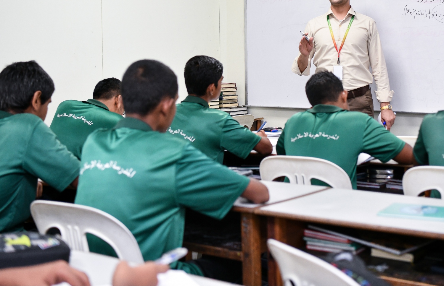 އަރަބިއްޔާގެ ދަރިވަރުން ސްކޫލުގައި ކިޔަވަނީ -- ފޮޓޯ: ފަޔާޒް މޫސާ/ މިހާރު