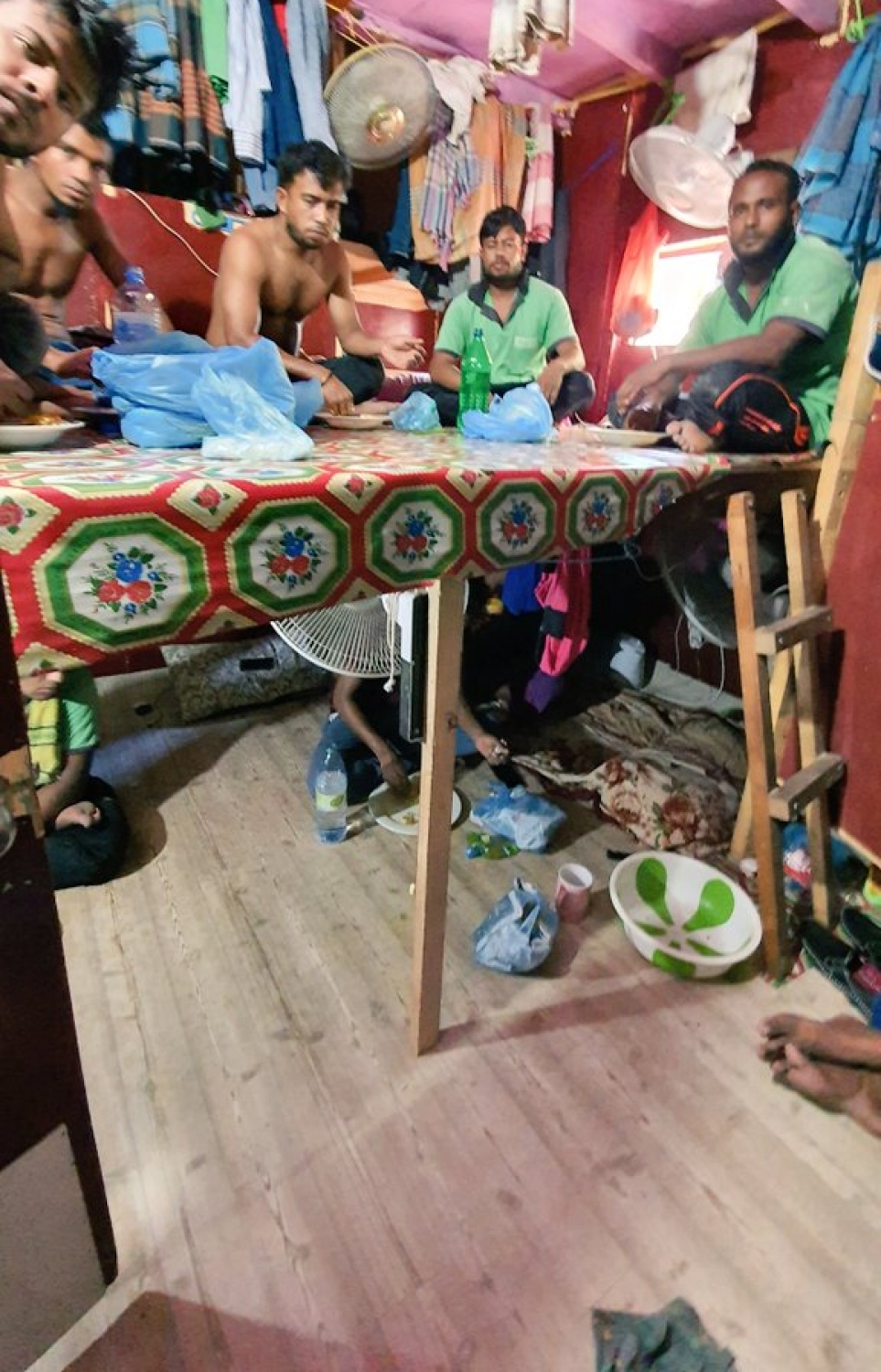ގިނަ އަދަދެއްގެ ބިދޭސީން ދިރިއުޅެމުން އަންނަ ގެއެއް--ފޮޓޯ:ސިޓީ ކައުންސިލް