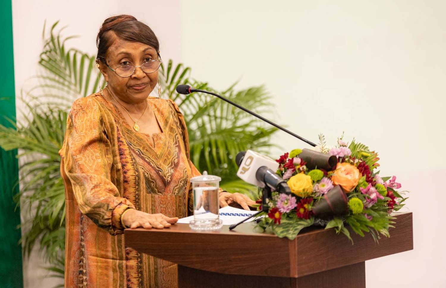 މި އަހަރުގެ ނަސްރުގެ ދުވަސް ފާހަގަކުރަން މިދިޔަ ބުދަ ދުވަހުގެ ރޭ ބޭއްވި ޖަލްސާގައި ނަސްރީނާ ވާހަކަ ދައްކަވަނީ.---ފޮޓޯ: އެމްއާާރުއެމް