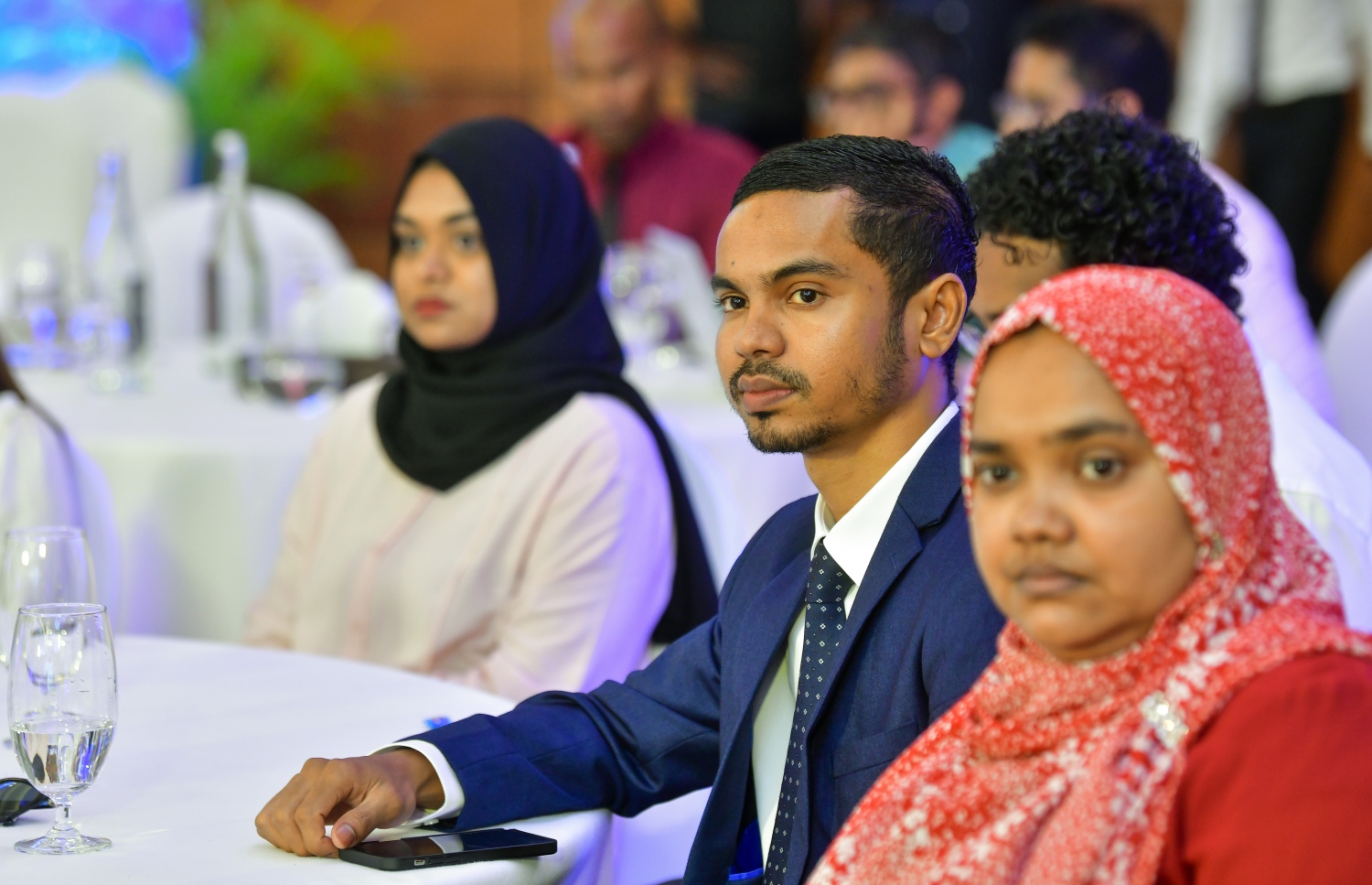 މާލެ: ނޮވެމްބަރު 16، 2022: ޕެންޝަން އޮފީހުން ފެށި "މޯލްޑިވްސް ފައިނޭންސް ފޯރަމް"ގައި ރާއްޖޭގެ ފައިނޭންސް ދާއިރާގެ ބައެއް ފަރާތްތަކުން ބައިވެރިވެ ވަނީ.-- ފޮޓޯ: ނިޝާން އަލީ /މިހާރު