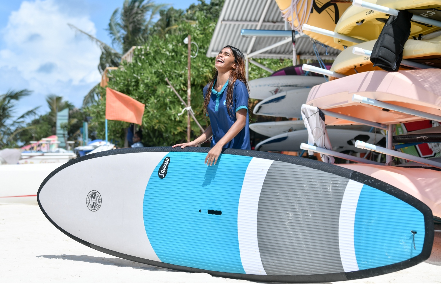 ޝައުފާ މޫދަށް ފައިބަނީ: އޭނާގެ ހިތްހަމަޖެހުމަކީ މޫދު -- ފޮޓޯ: ނިޝާން އަލީ/ މިހާރު