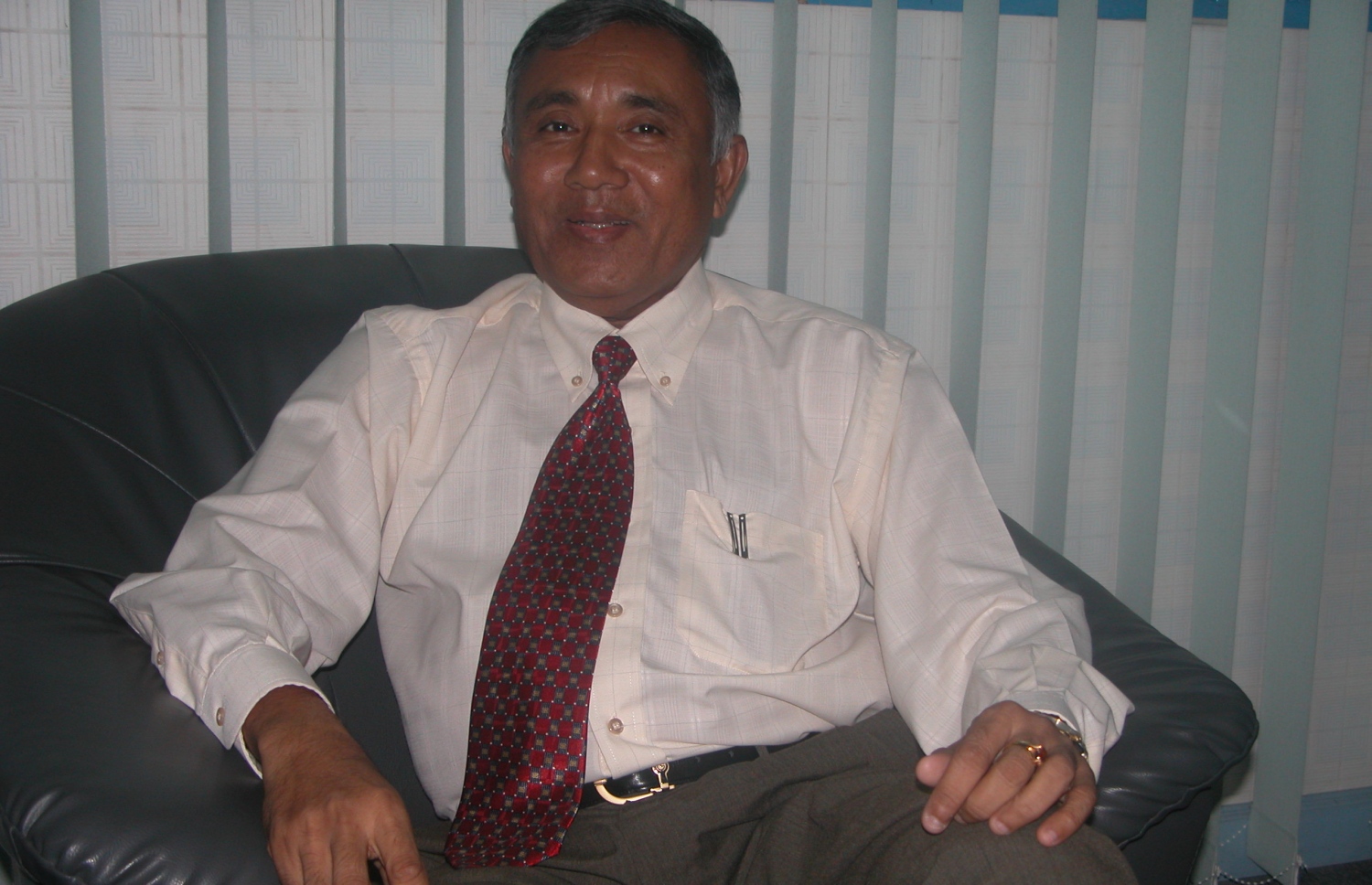 ސަމަރޭ "ހަވީރު" އަށް އިންޓަވިއުއެއް ދެއްވަނީ -- ފޮޓޯ: ހަވީރު