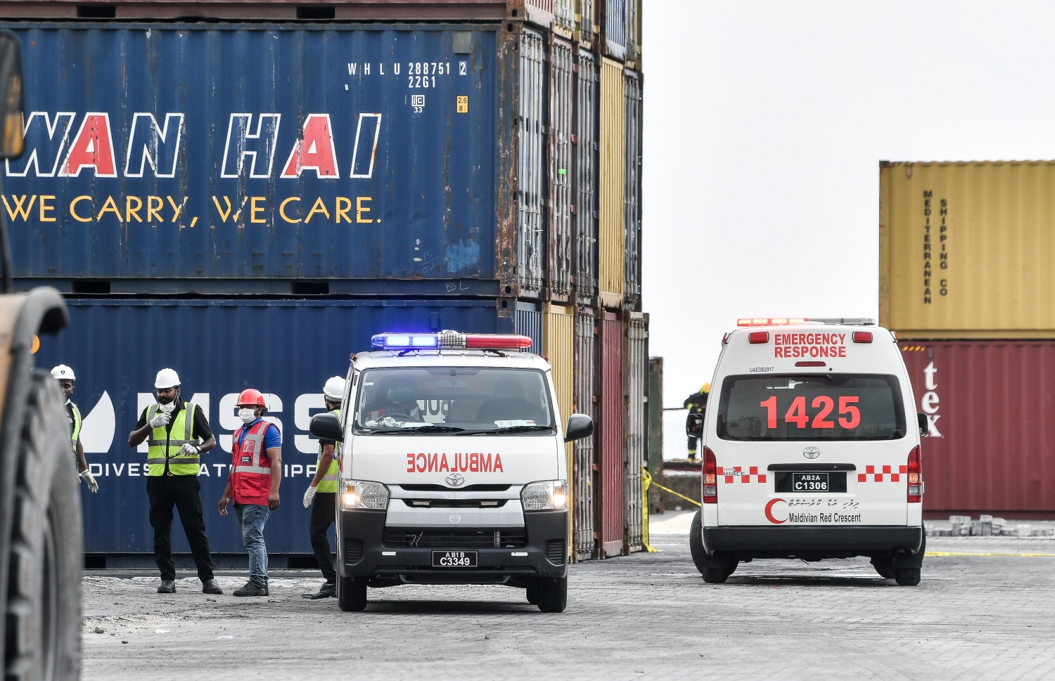 އެމްޕީއެލުން މިއަދު ބޭއްވި ފަޔާ އެންޑް ރެސްކިއު ޑްރިލްގައި އިމަޖެންސީ ރެސްޕޮންސް ޓީމު ހަރަކާތްތެރިވަނީ .-- ފޮޓޯ: ނިޝާން އަލީ/މިހާރު